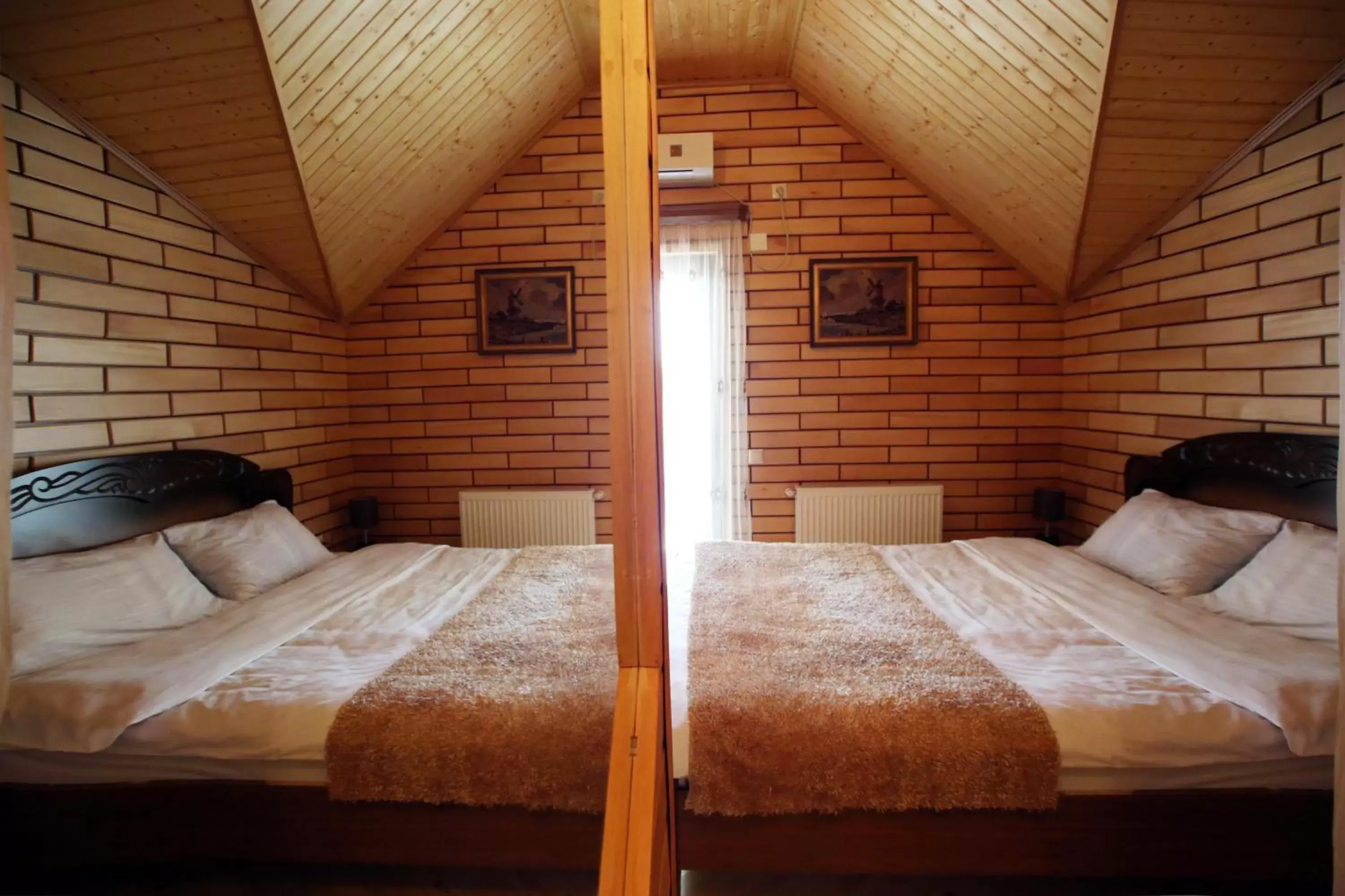 Single Room with Balcony in Hotel Harmony Single Room with Balcony in Hotel Harmony