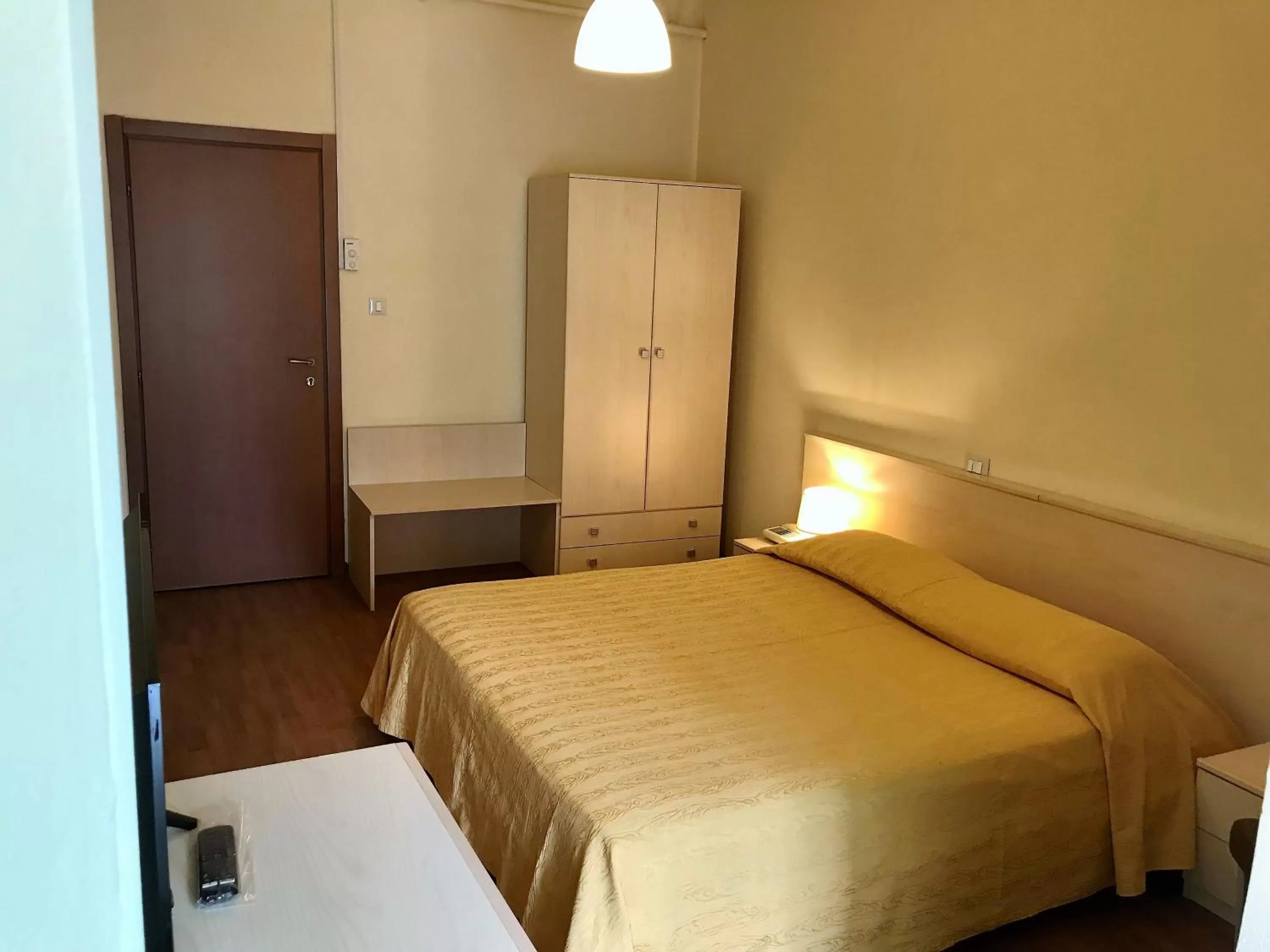 Bed in Hotel B&B Risorta