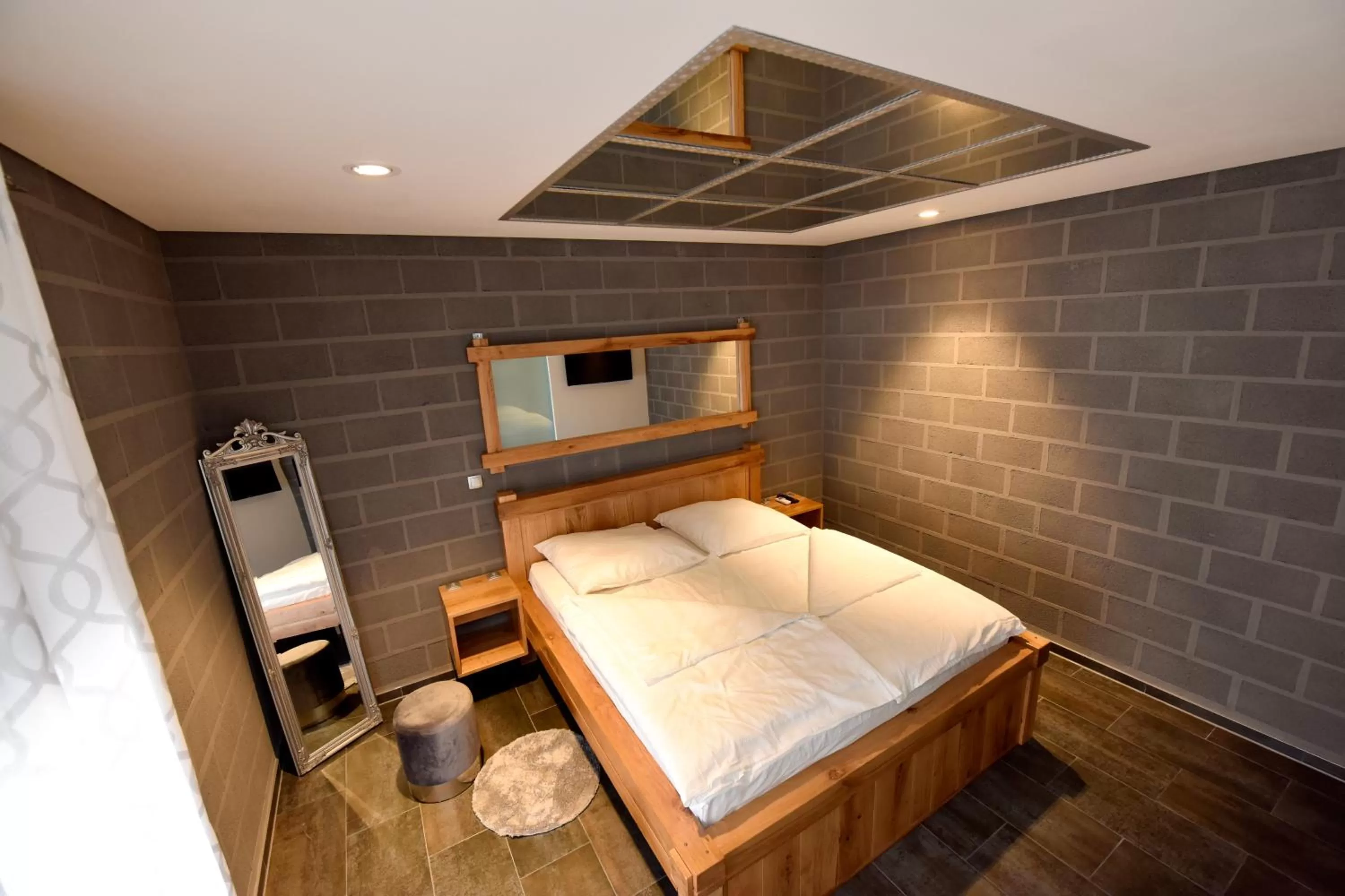 Bird's eye view, Bed in Apartmani i Bungalovi TROJKA