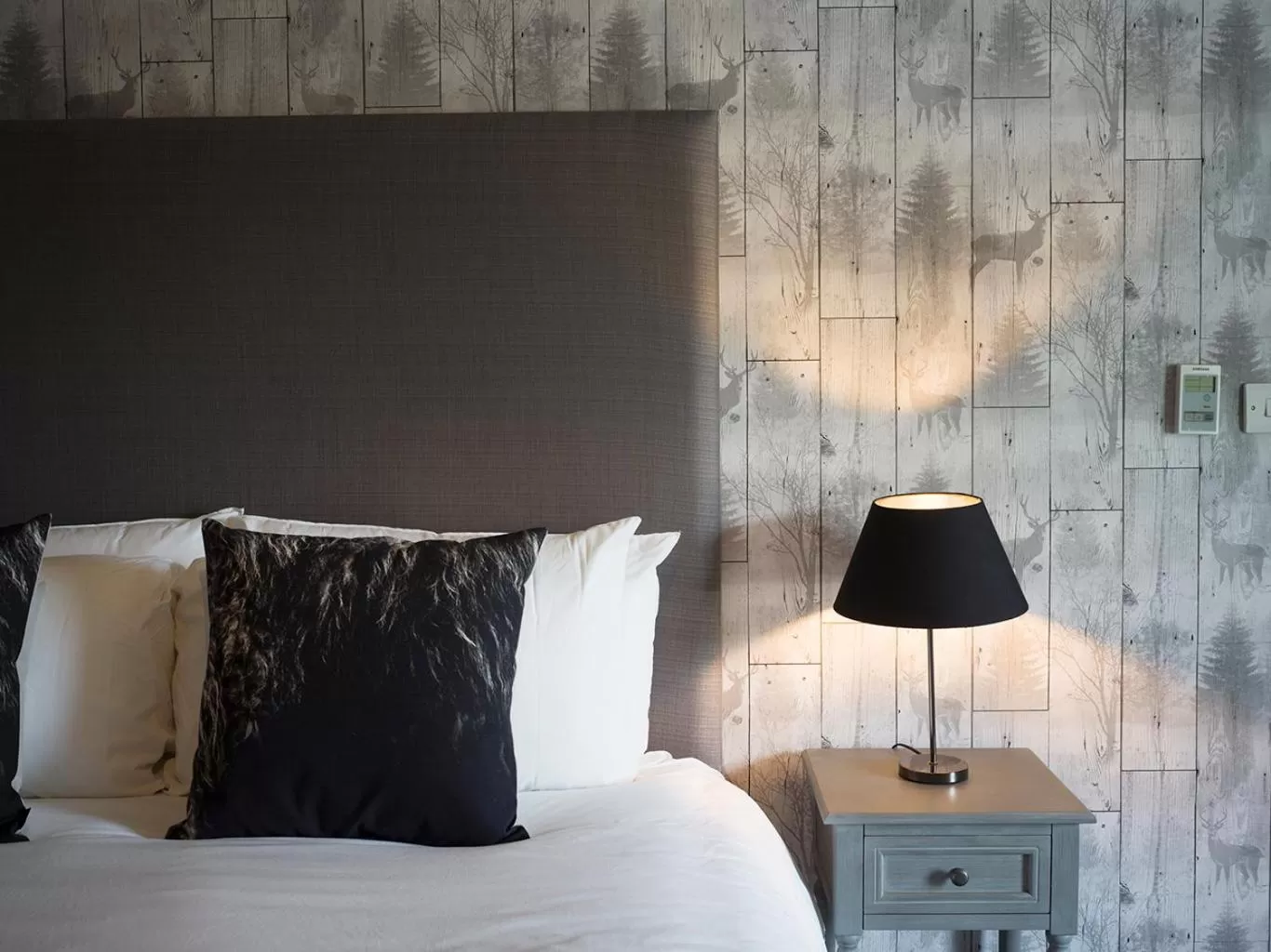 Bed in The Frampton Arms