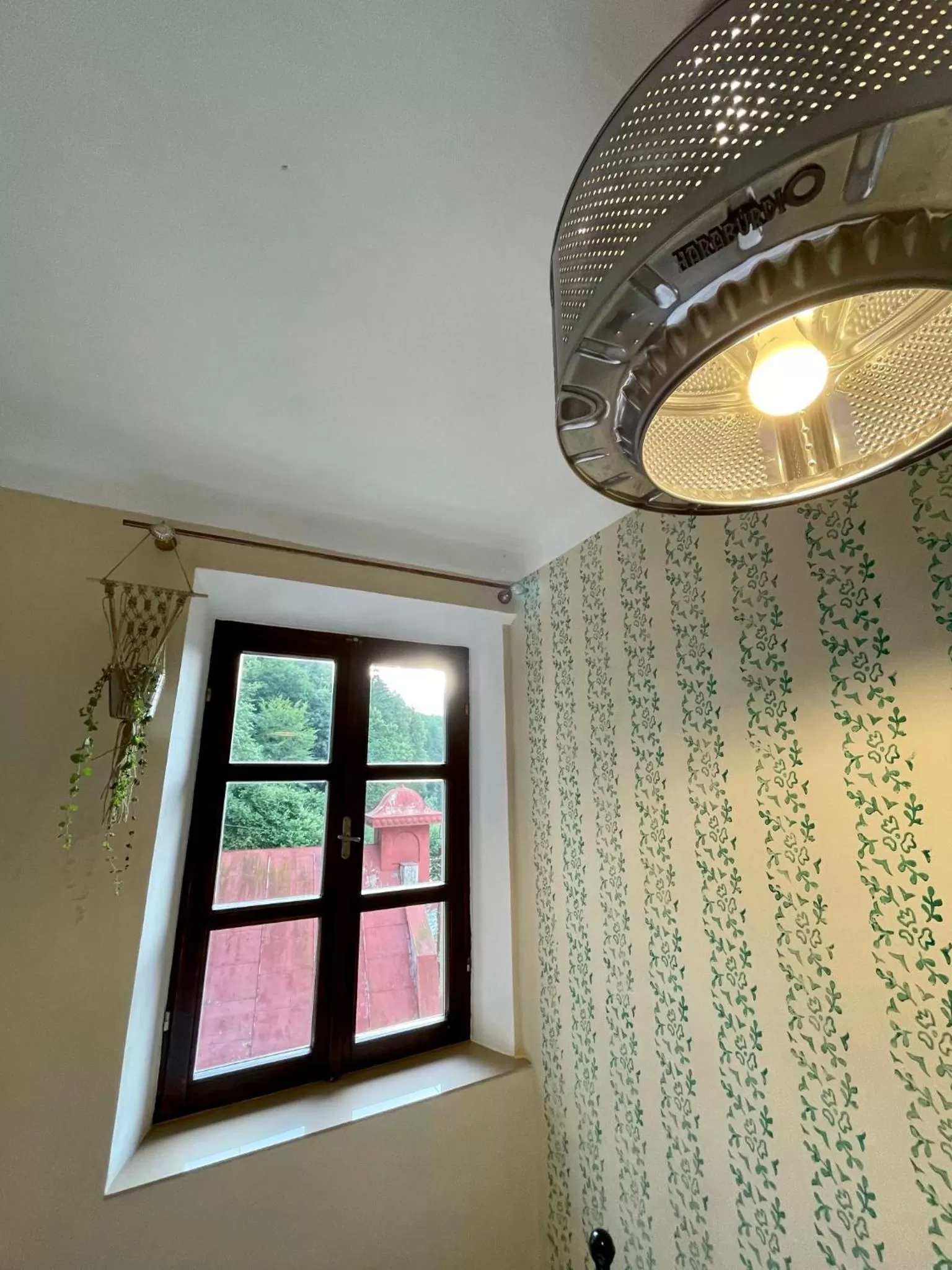 HARABURDI® Recyclart Hotel