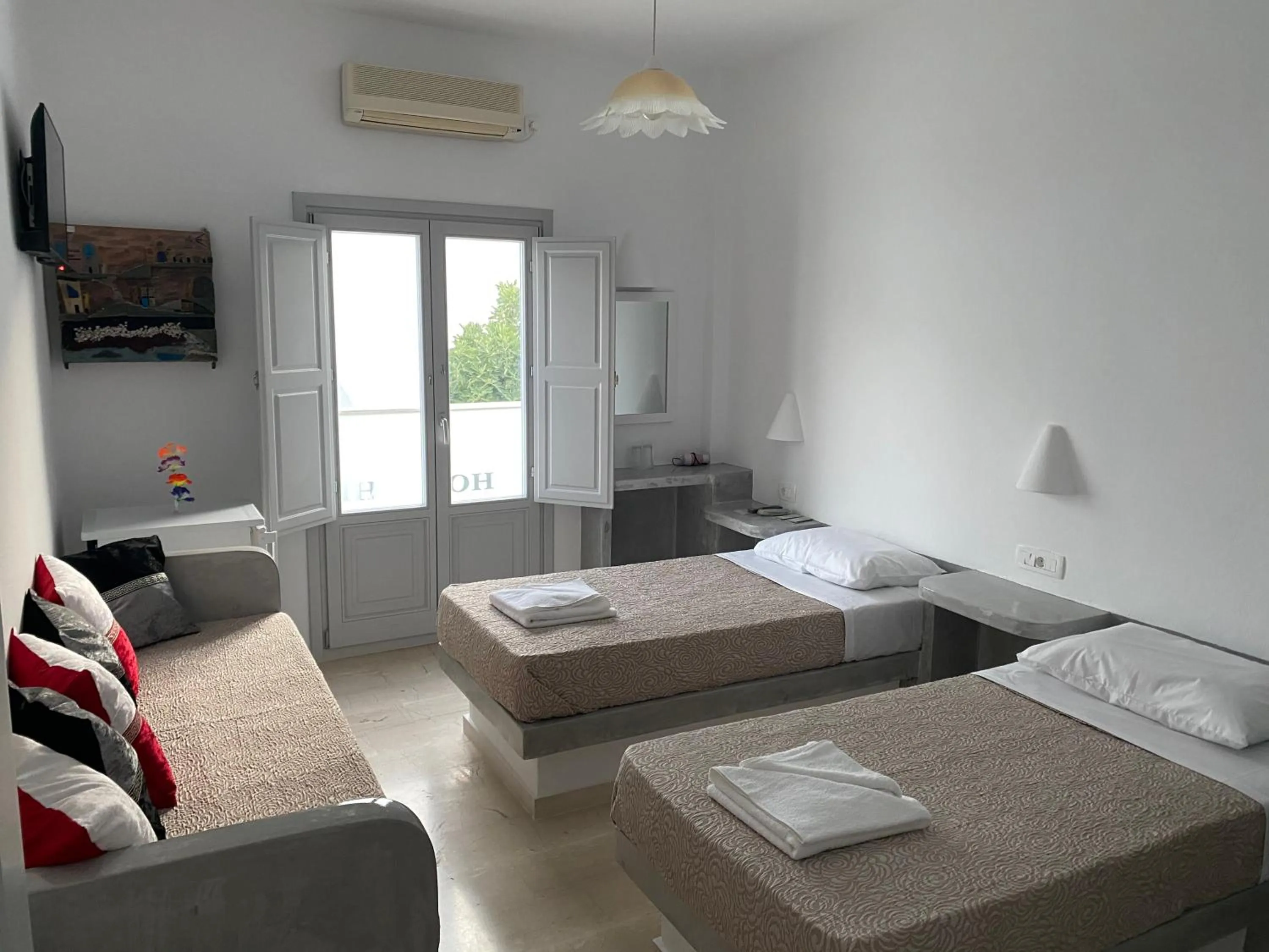 Property building, Bed in Hotel Hellas