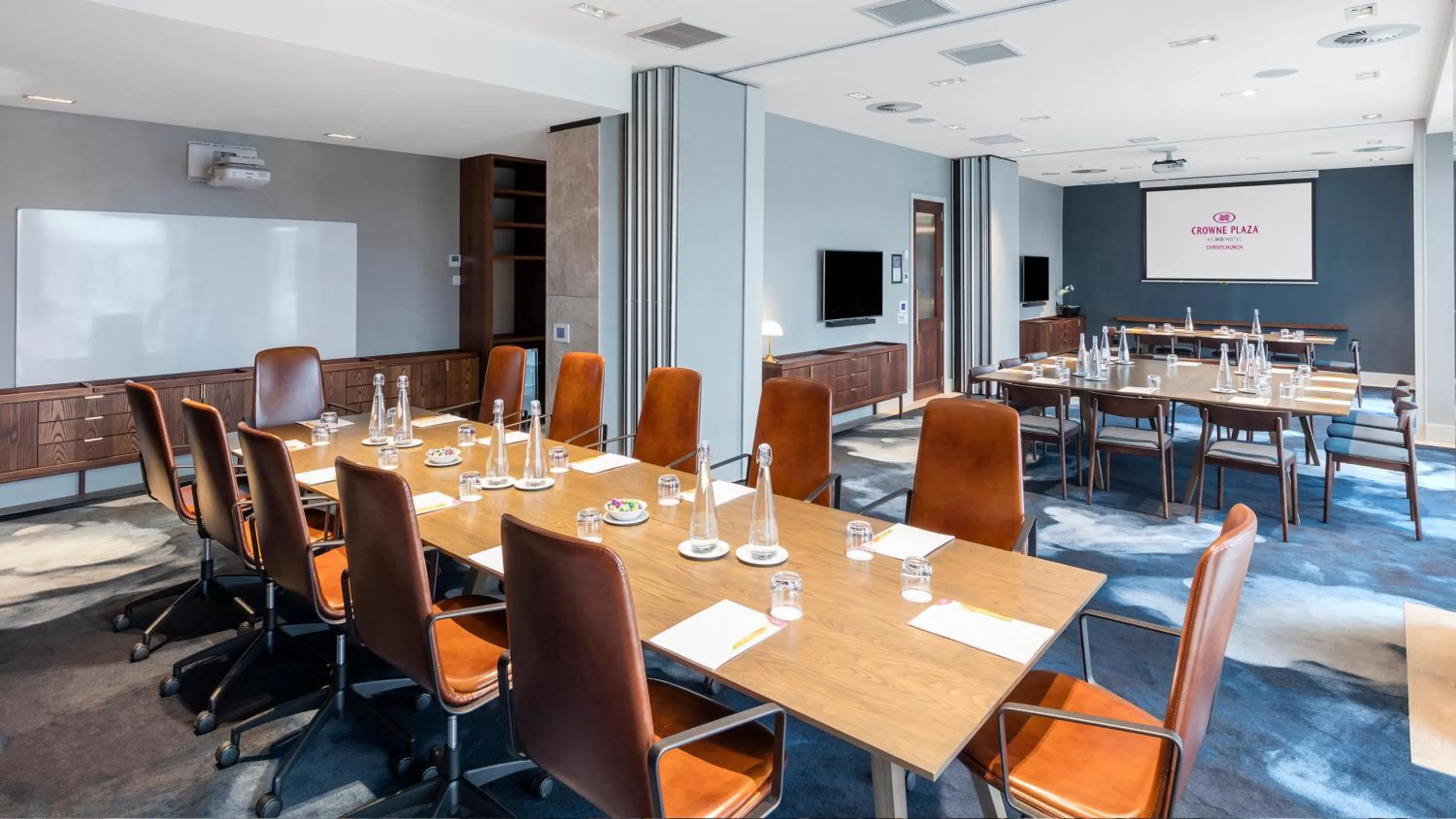 Meeting/conference room in Crowne Plaza Christchurch by IHG