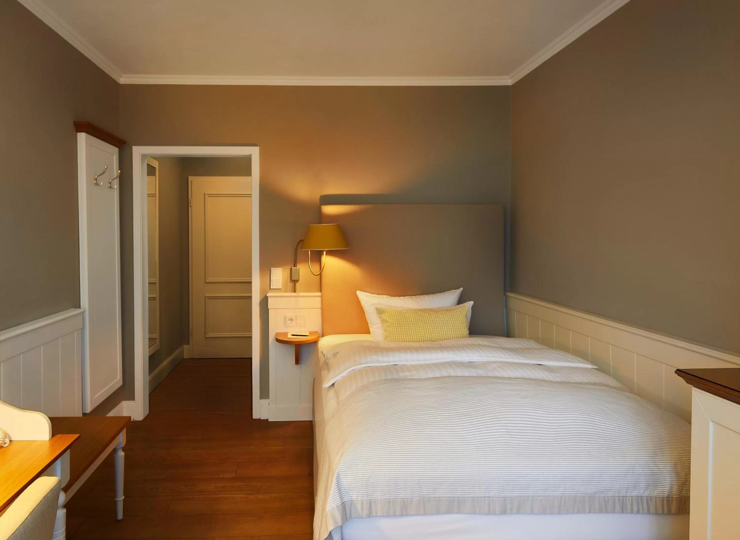 Bed in Fuchsbau Romantik Hotel & SPA Restaurant & FOX Bar