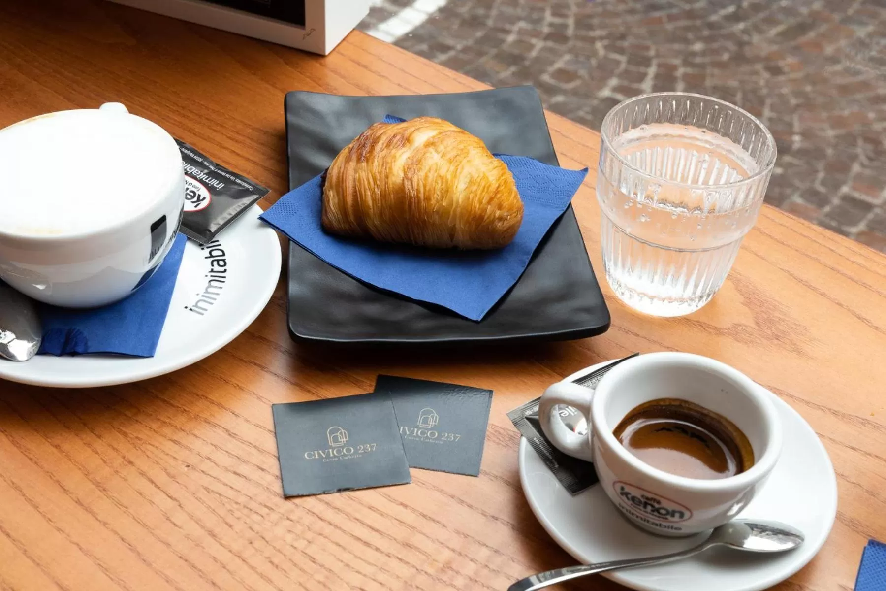 Food and drinks in CIVICO 237