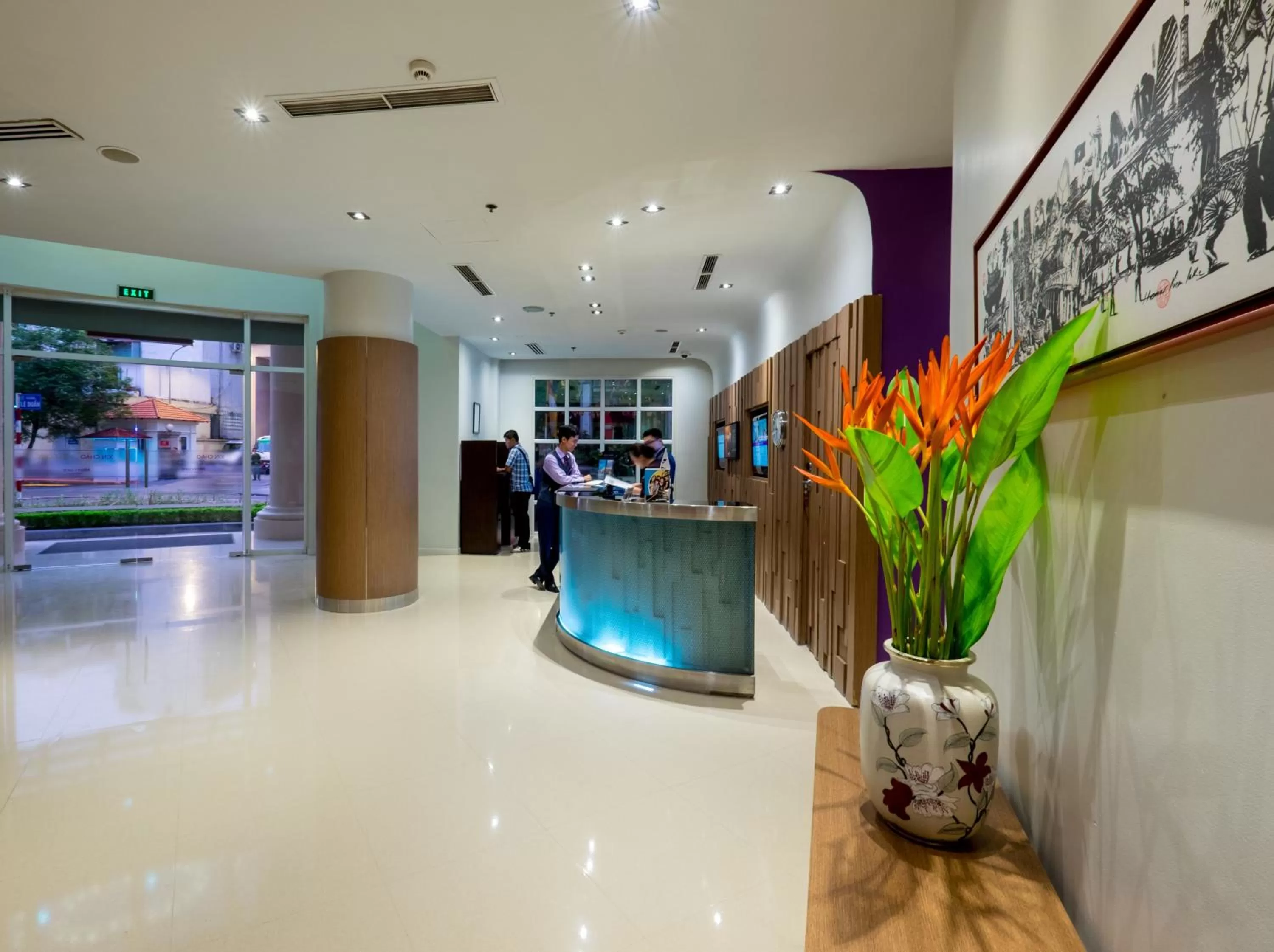 Lobby or reception in Mercure Hanoi La Gare Hotel