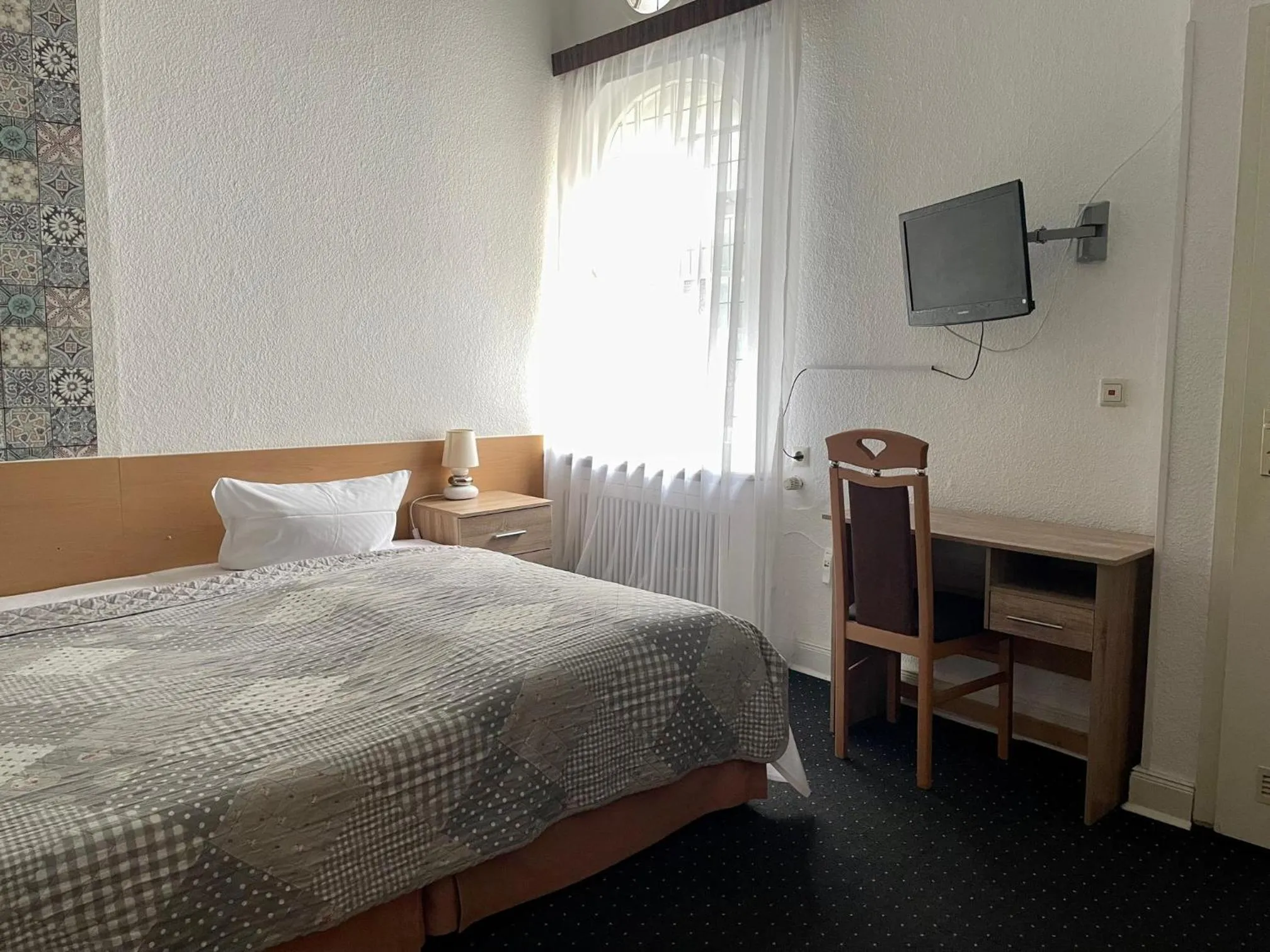 Photo of the whole room, Bed in Hotel Castell am Kurfürstendamm