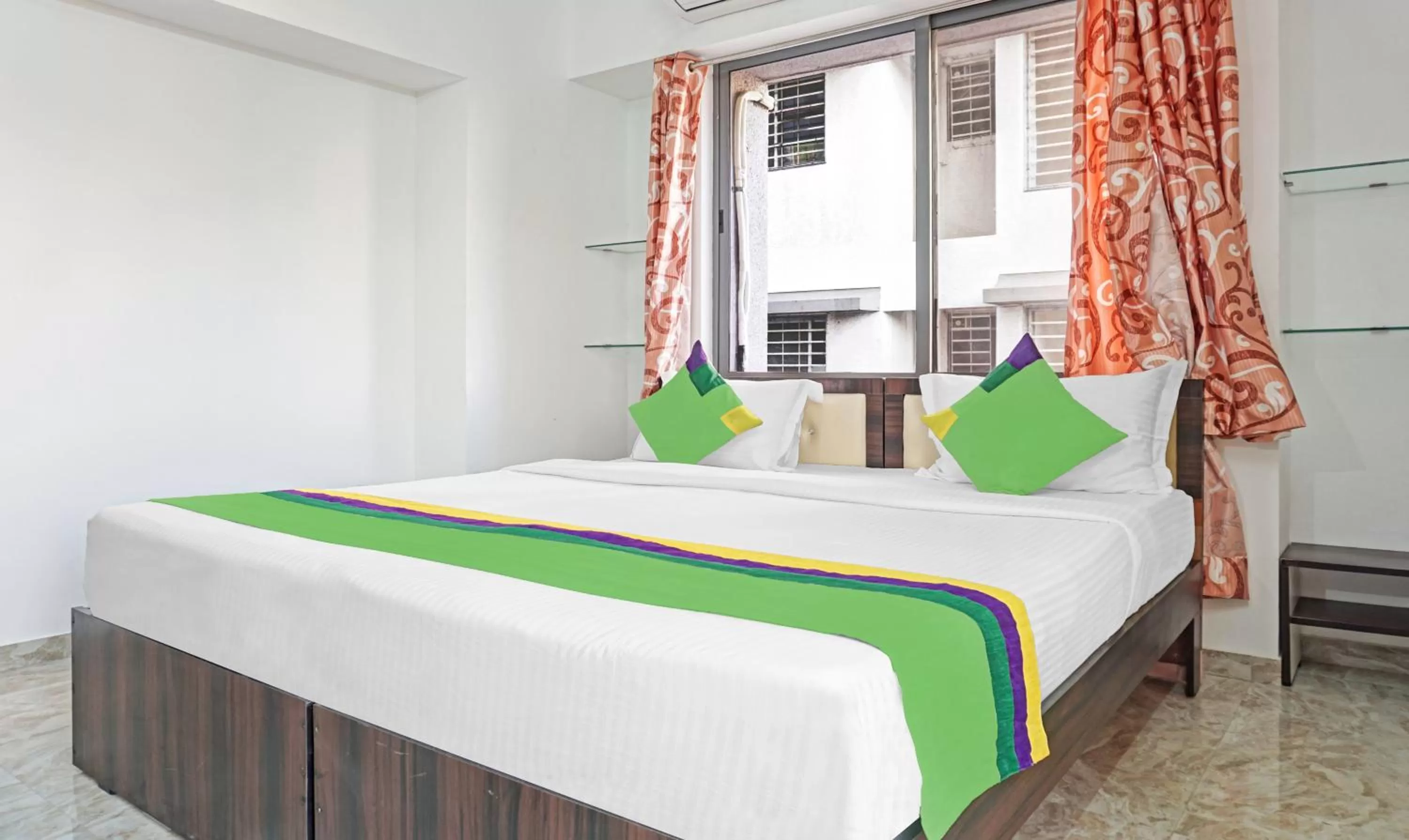 Bedroom, Bed in Treebo Atithi Corporate Stay Baner IT Hub