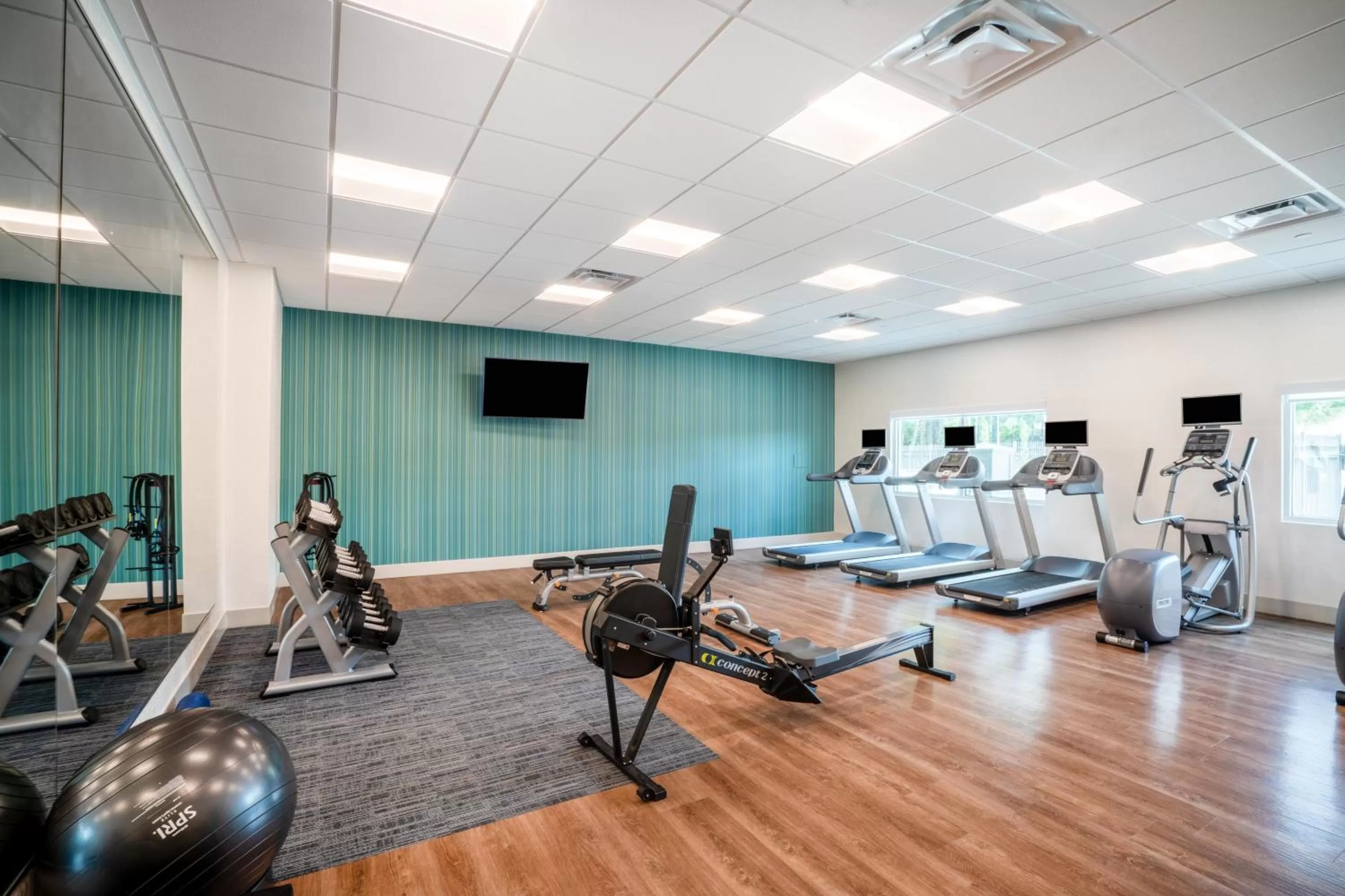 Fitness centre/facilities in Holiday Inn Express & Suites Atlanta Airport NE - Hapeville by IHG