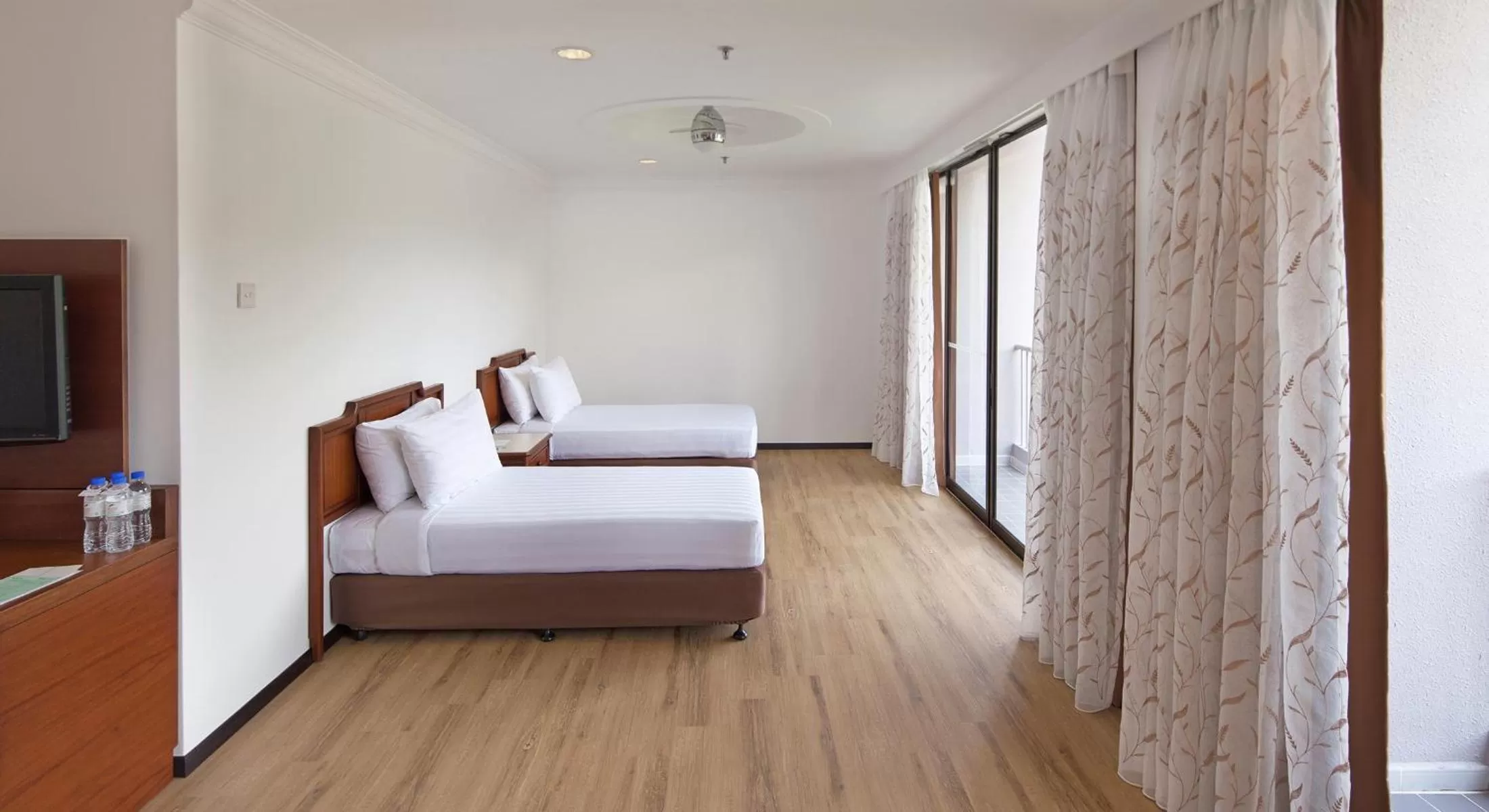 Bed in The Bayview Beach Resort