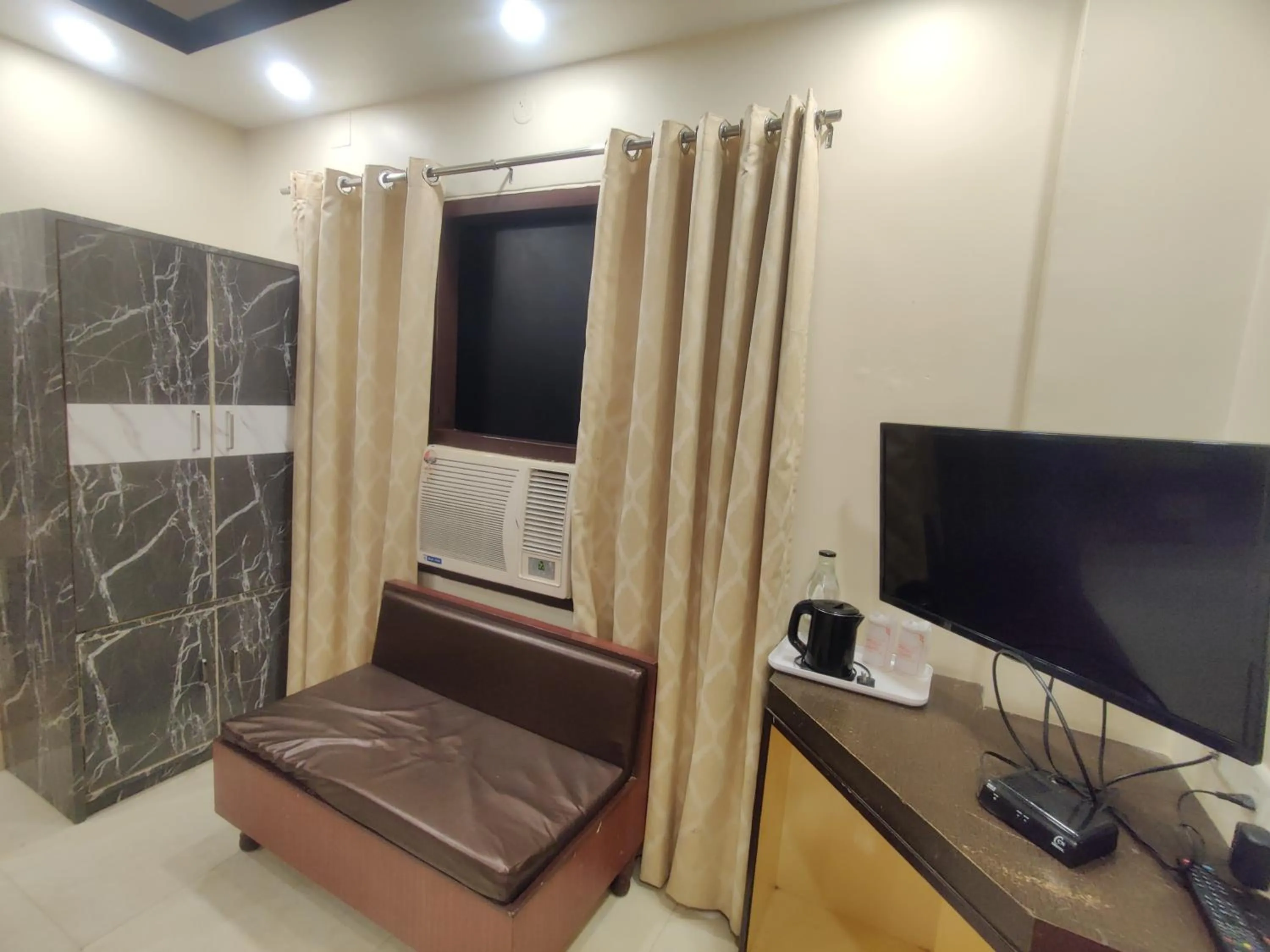 TV and multimedia in Hotel Swastik Regency