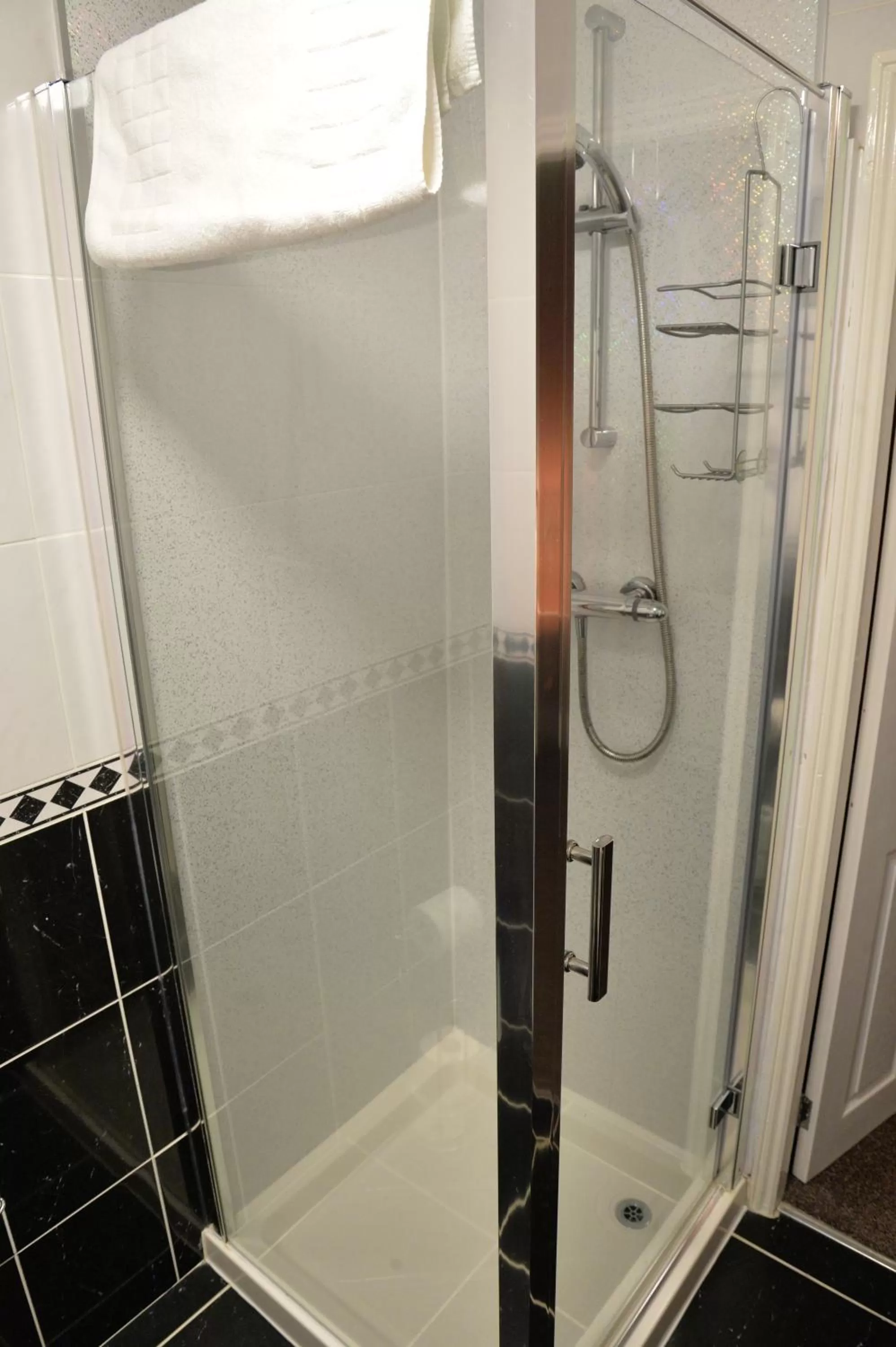 Lauriston & Lawton Court Hotel