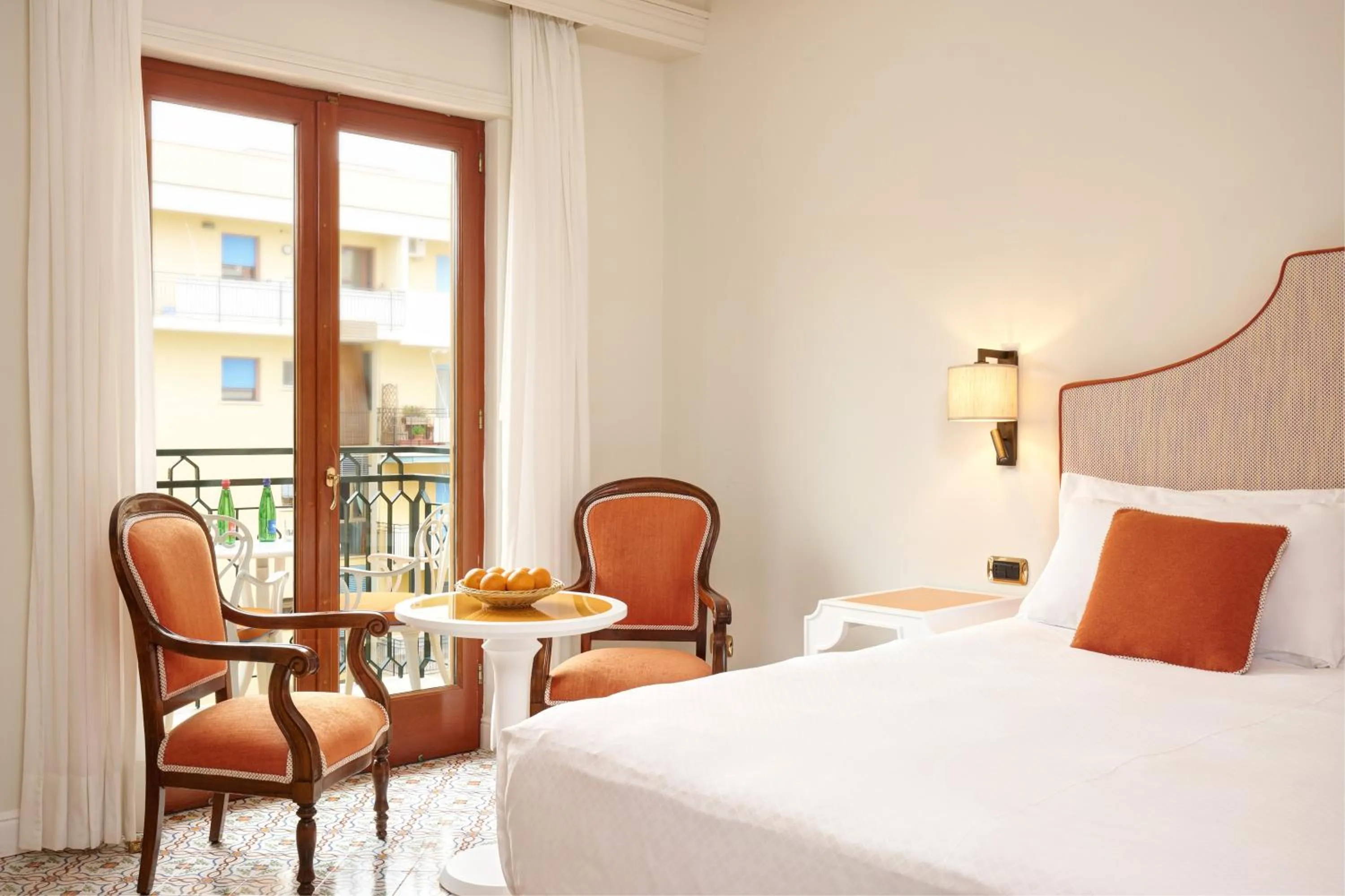 Bedroom, Bed in Grand Hotel de la Ville