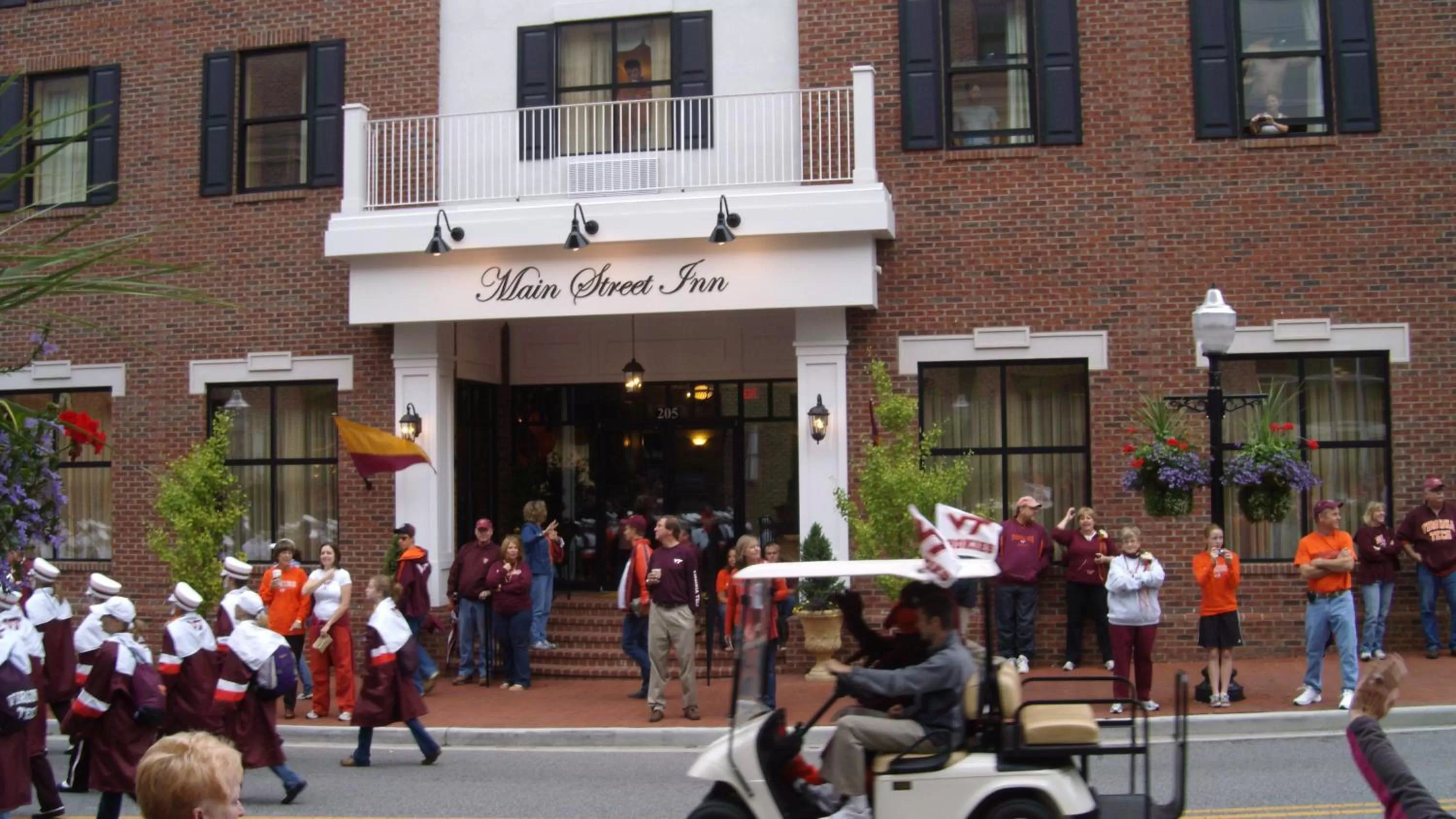 Property building in Main Street Inn Blacksburg