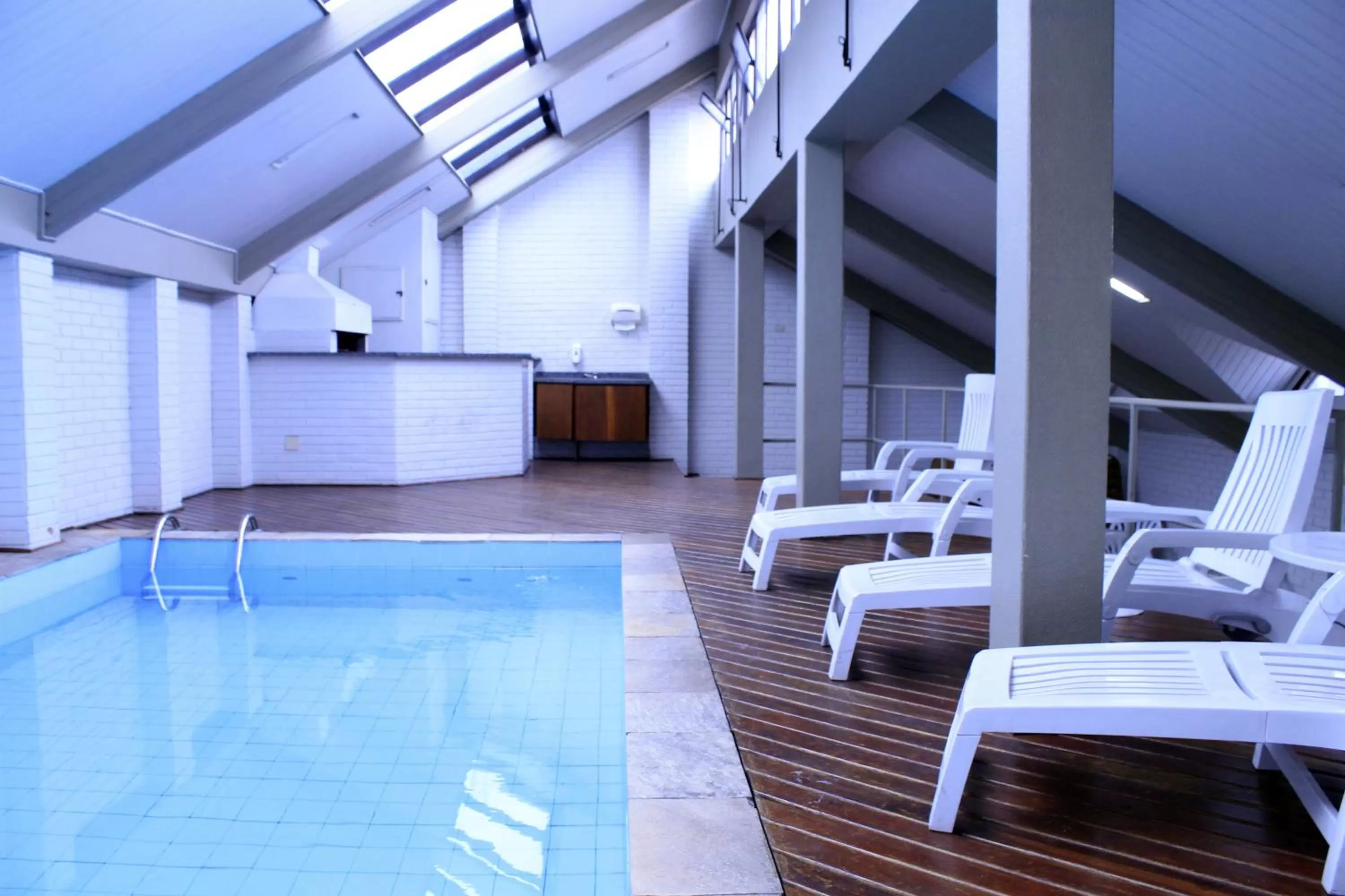 Swimming pool in Hotel Nacional Inn Curitiba Torres