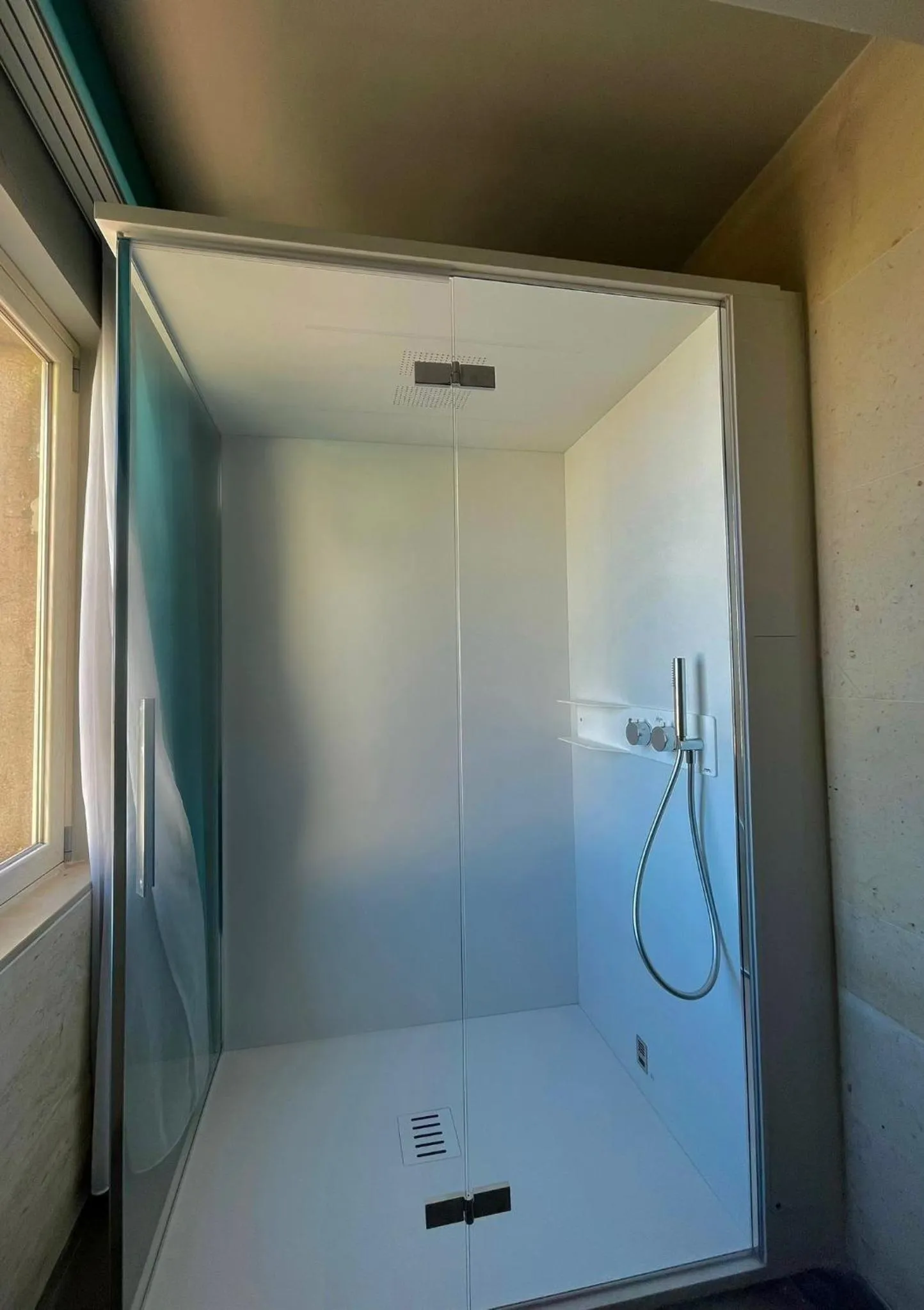 Shower in Il Piccolo Giardino GH ***Superior