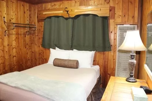 Bed in Copper King Lodge