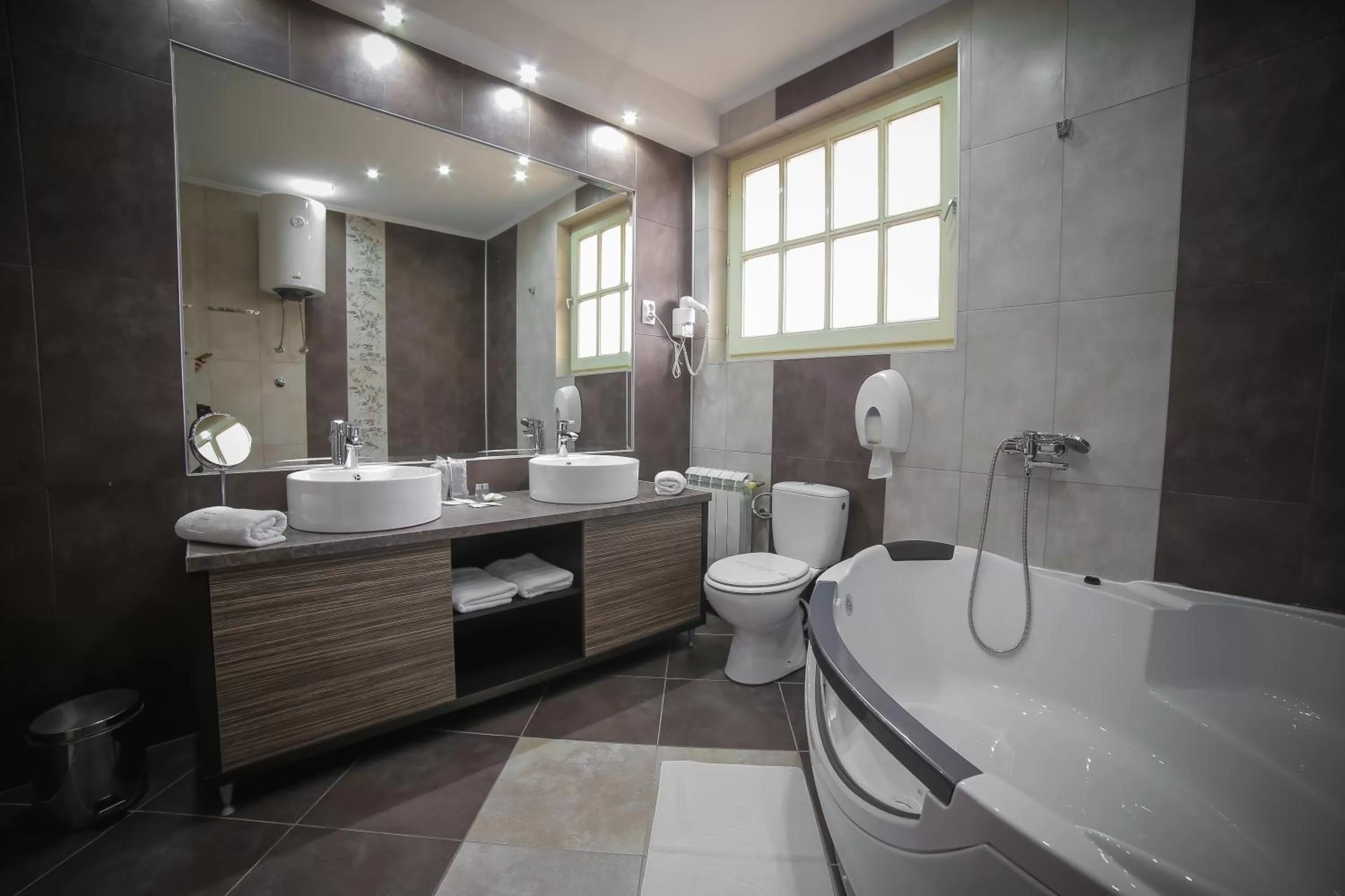 Garni Hotel Radović