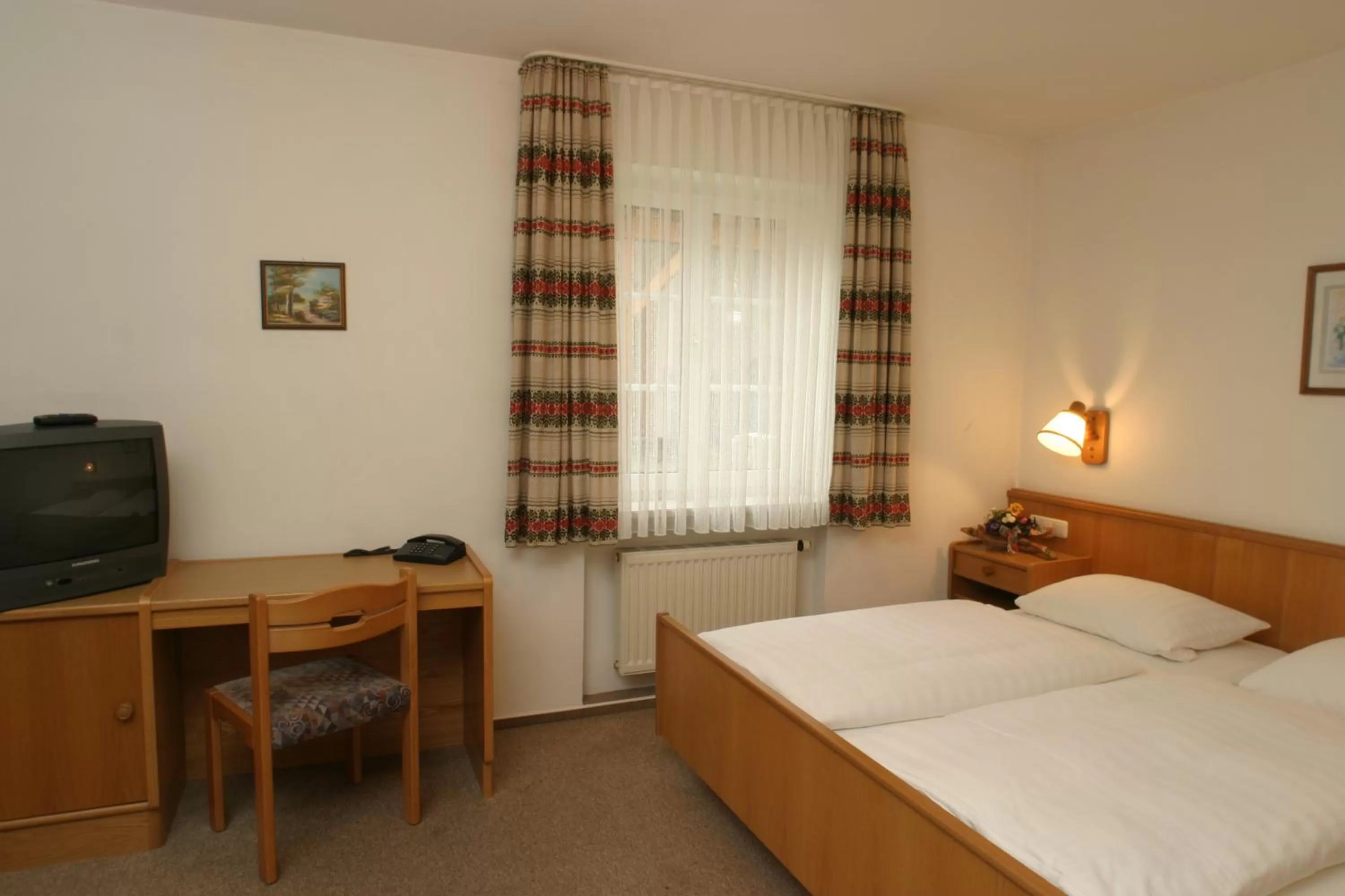 Bedroom, Bed in Hotel und Gasthof Ritter St. Georg