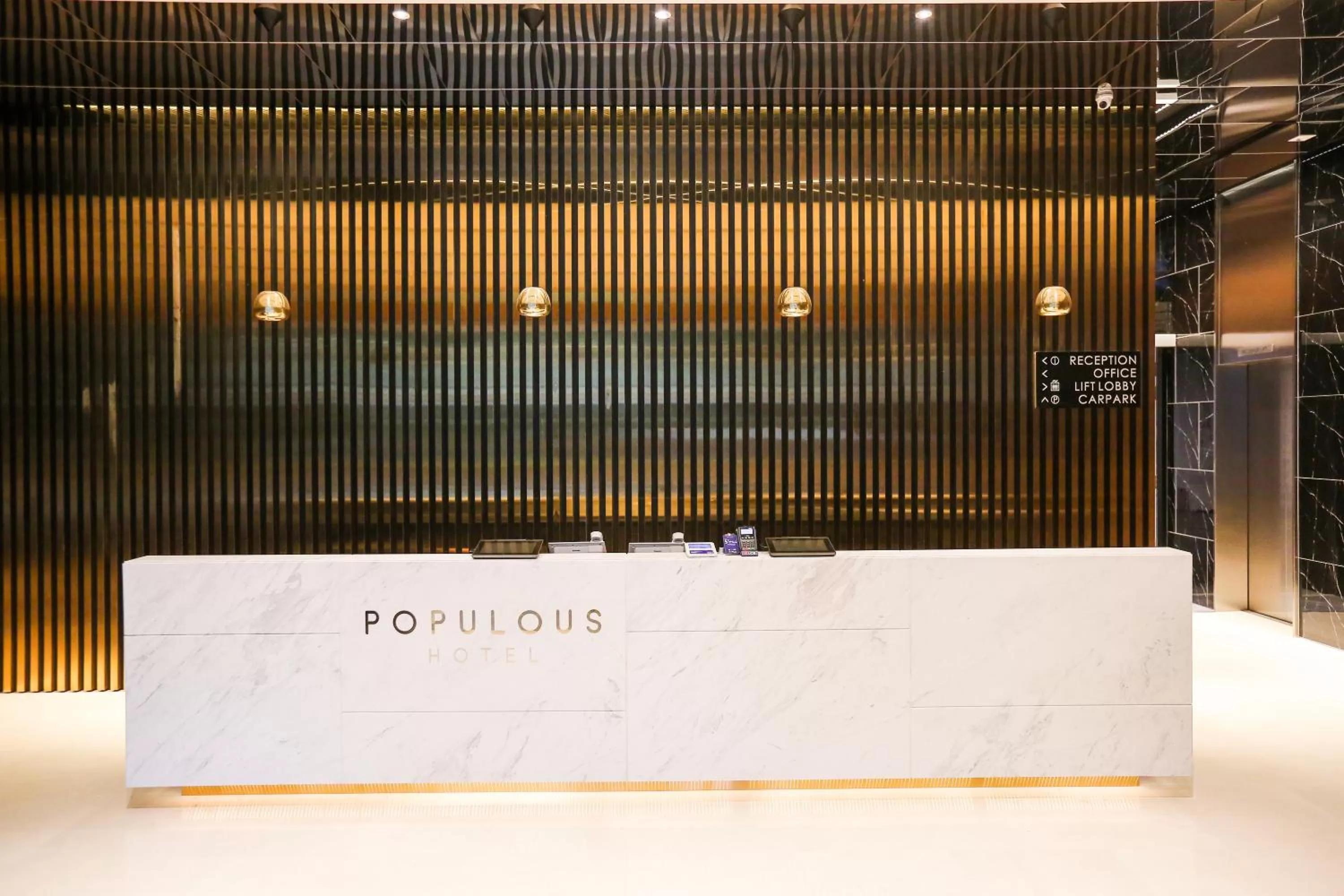 Lobby or reception in L Hotel Premier By Lion Peak