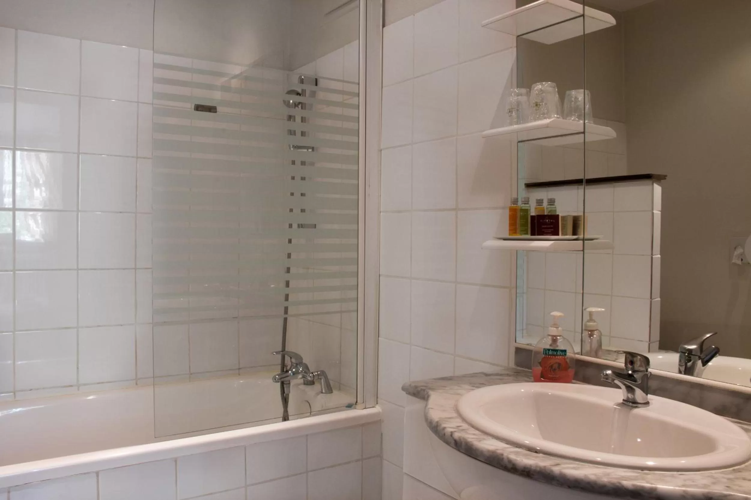 Classic Twin Room in Hotel Cote Patio