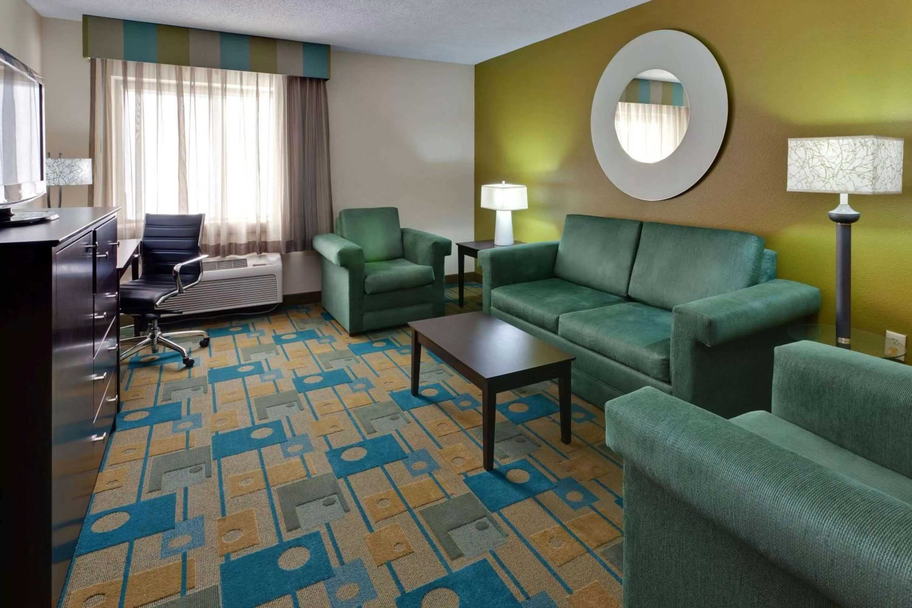 King Suite with City View - Non-Smoking in La Quinta by Wyndham Plattsburgh