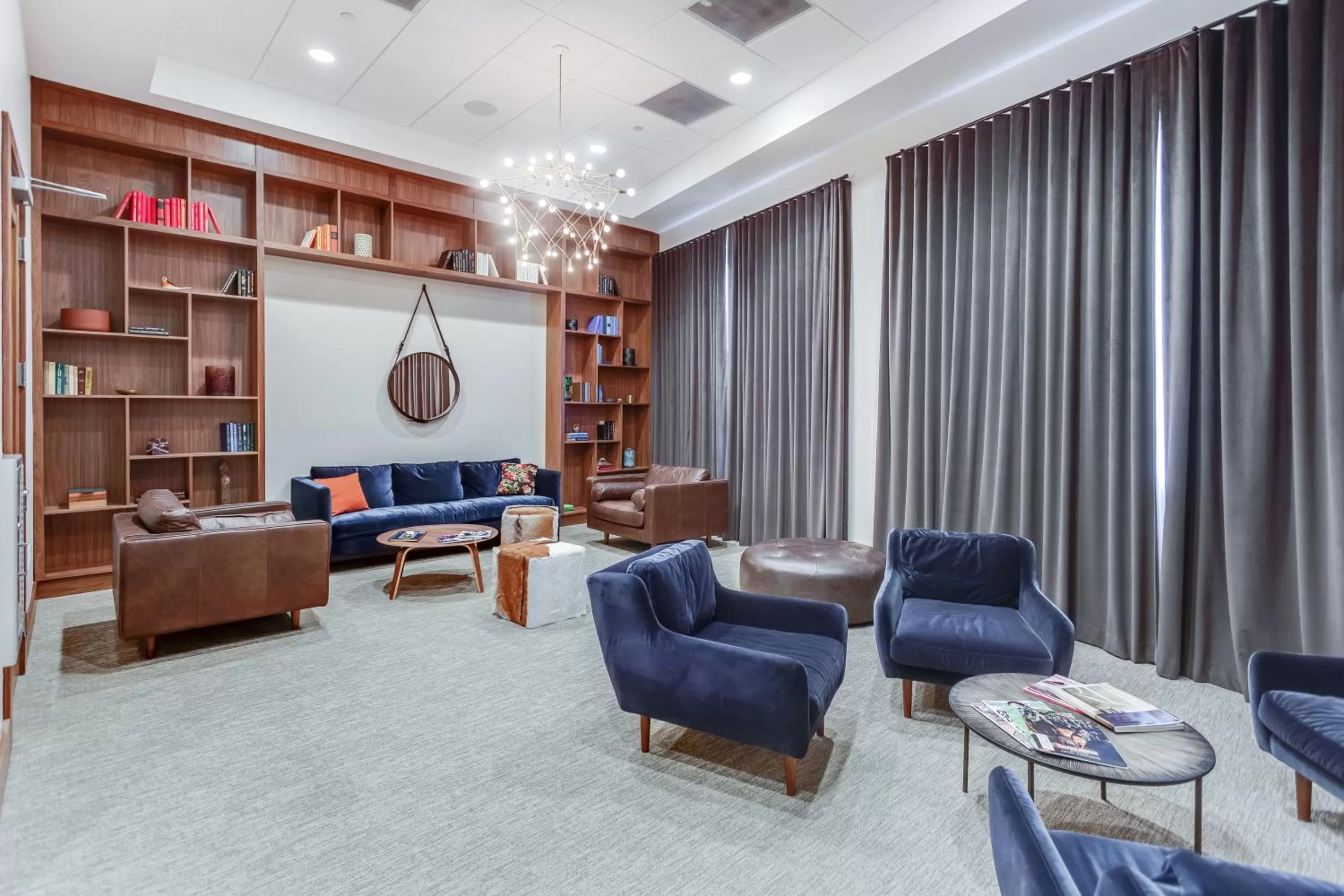 Communal lounge/ TV room in Dadeland Towers by Miami Vacations