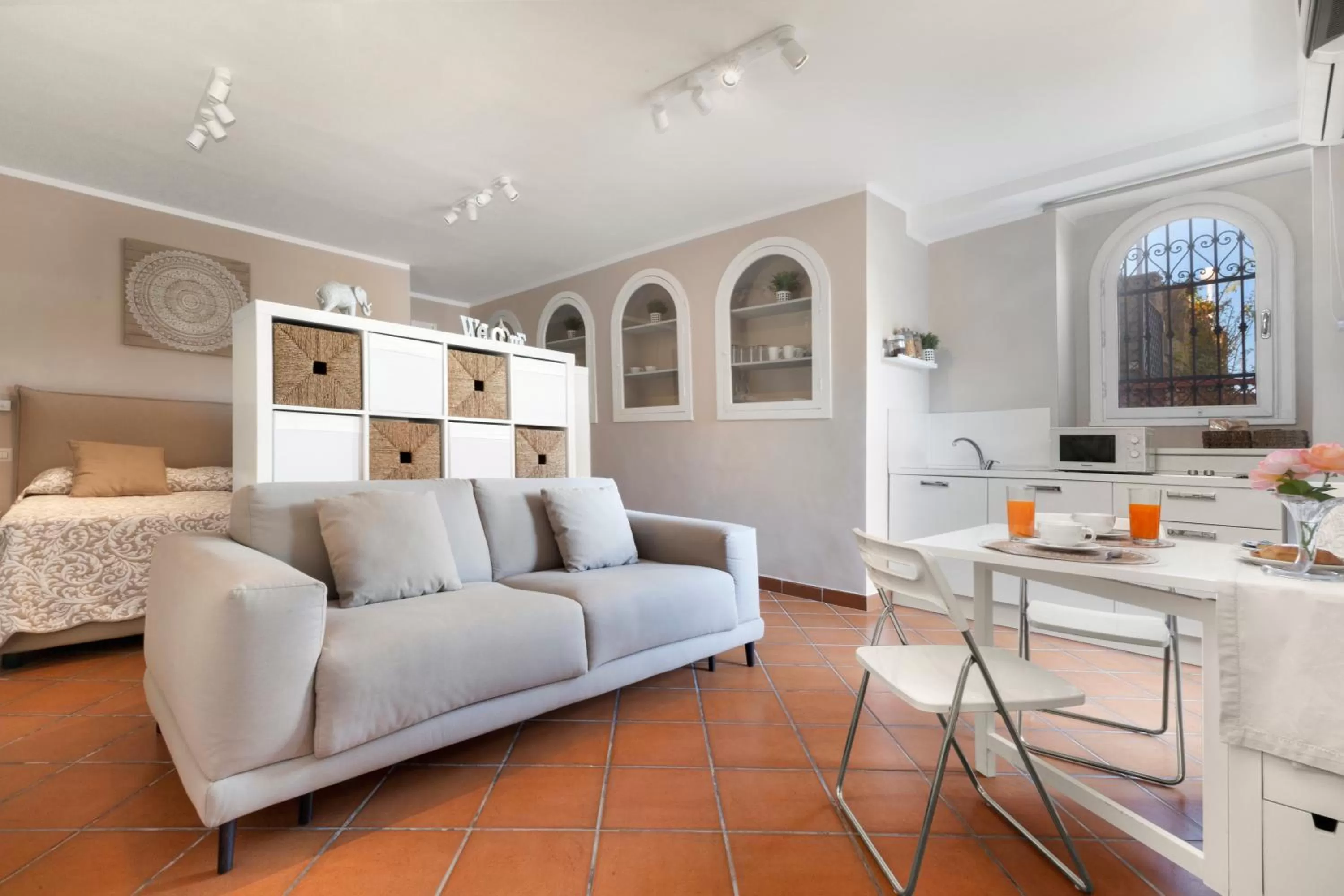 Seating Area in Shanti Home - Restaurant di Aversano Salvatore