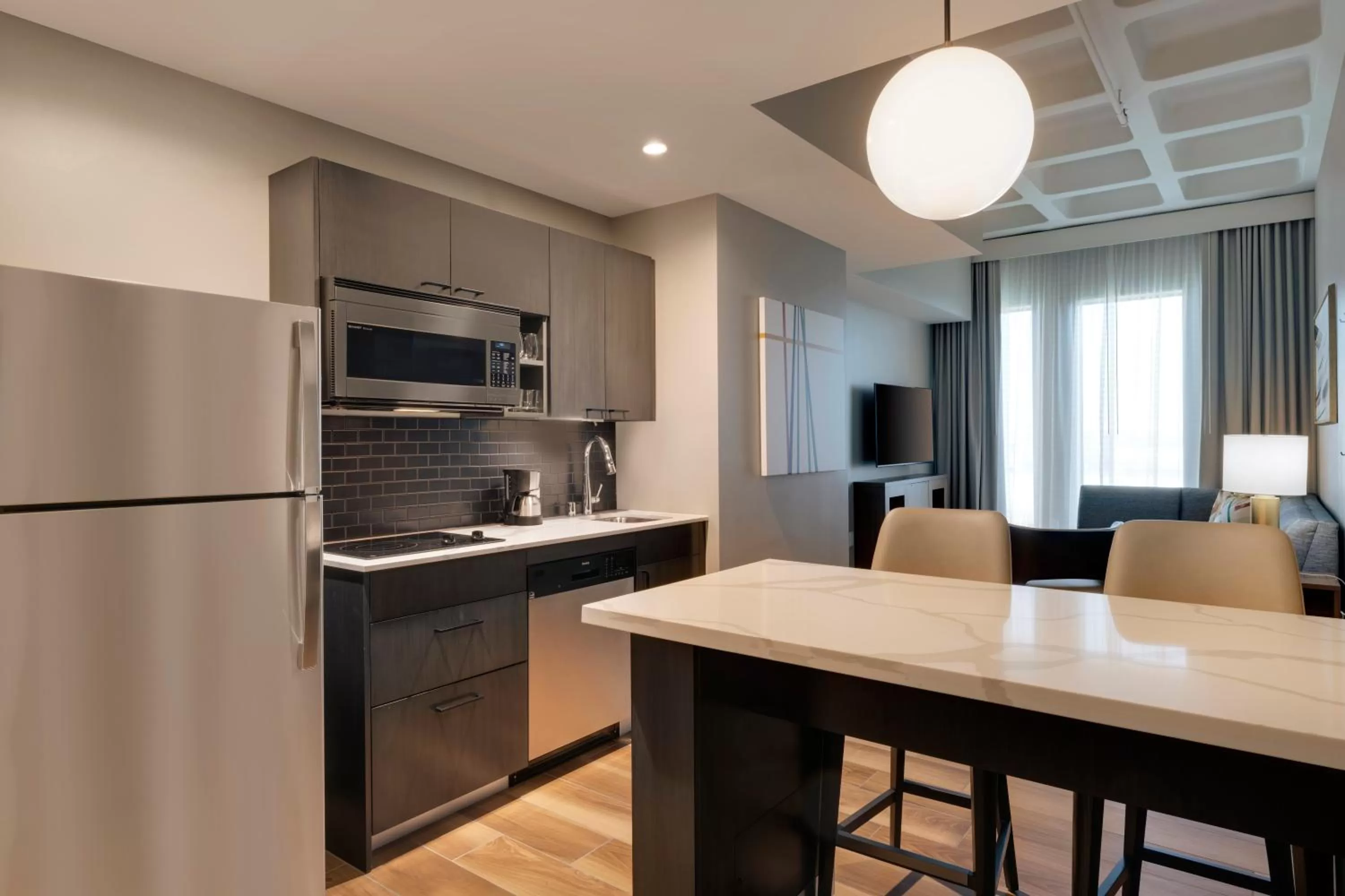 Kitchen or kitchenette in Hyatt House LAX Century Blvd