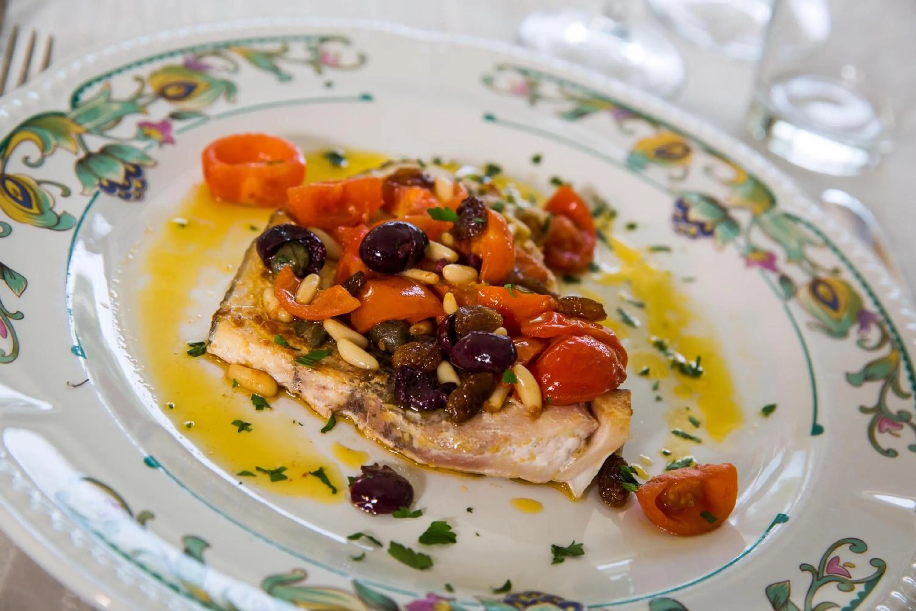 Food and drinks in Hotel Ares