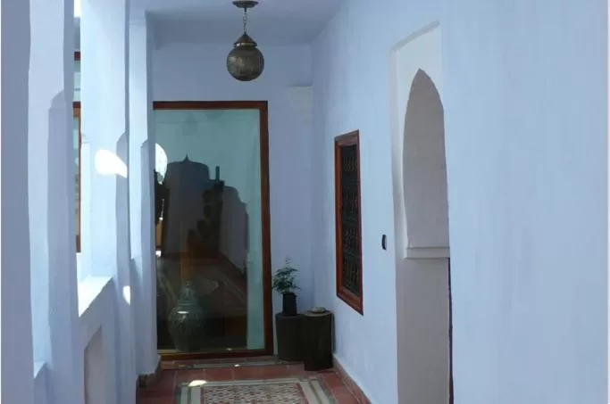 Decorative detail in Hôtel Ras El Maa