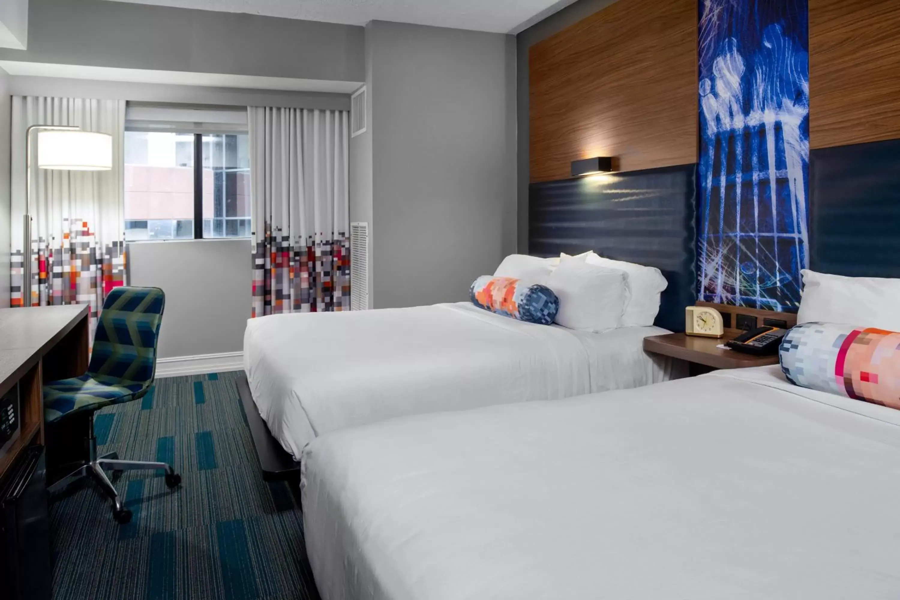 Traditional King Room with Roll-in Shower - Mobility Accessible in Aloft Nashville West End Traditional King Room with Roll-in Shower - Mobility Accessible in Aloft Nashville West End