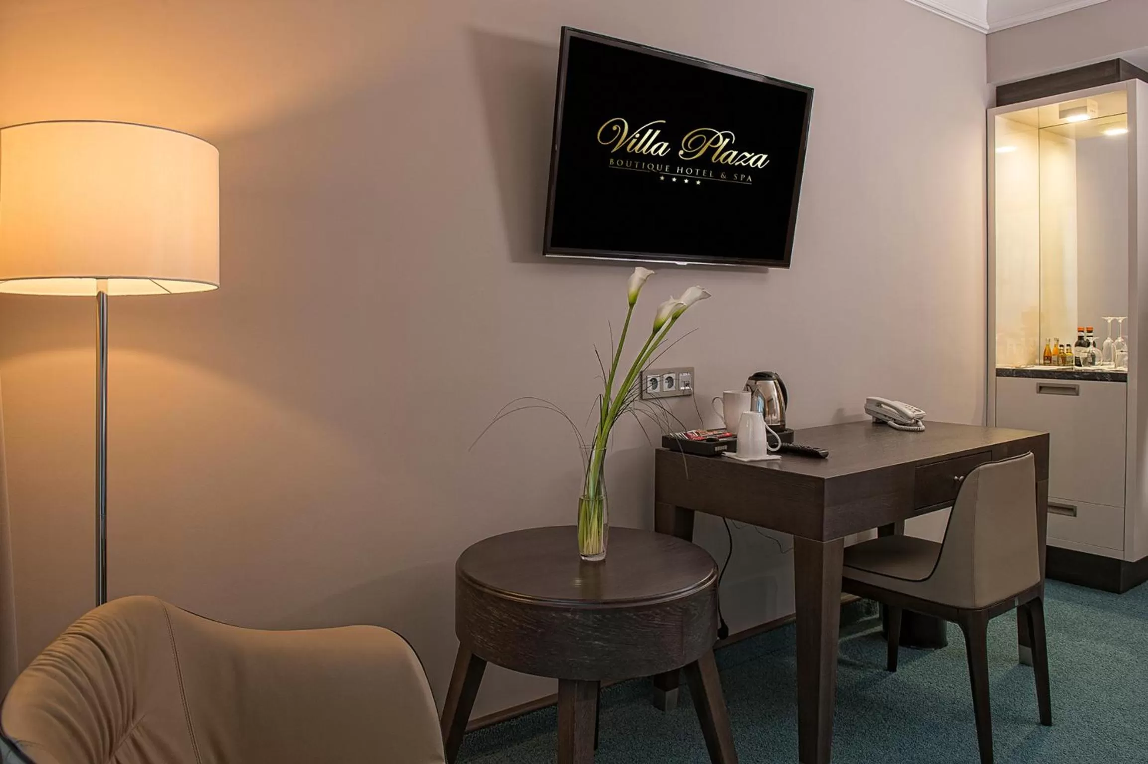 TV and multimedia in Villa Plaza Boutique Hotel & Spa