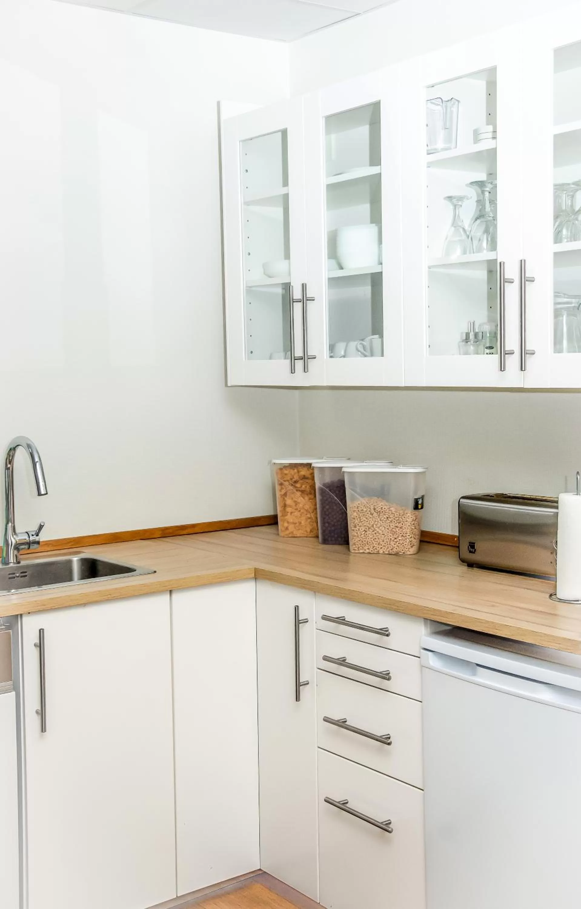 Coffee/tea facilities in B&B Guesthouse - Bed and Breakfast Keflavik Centre