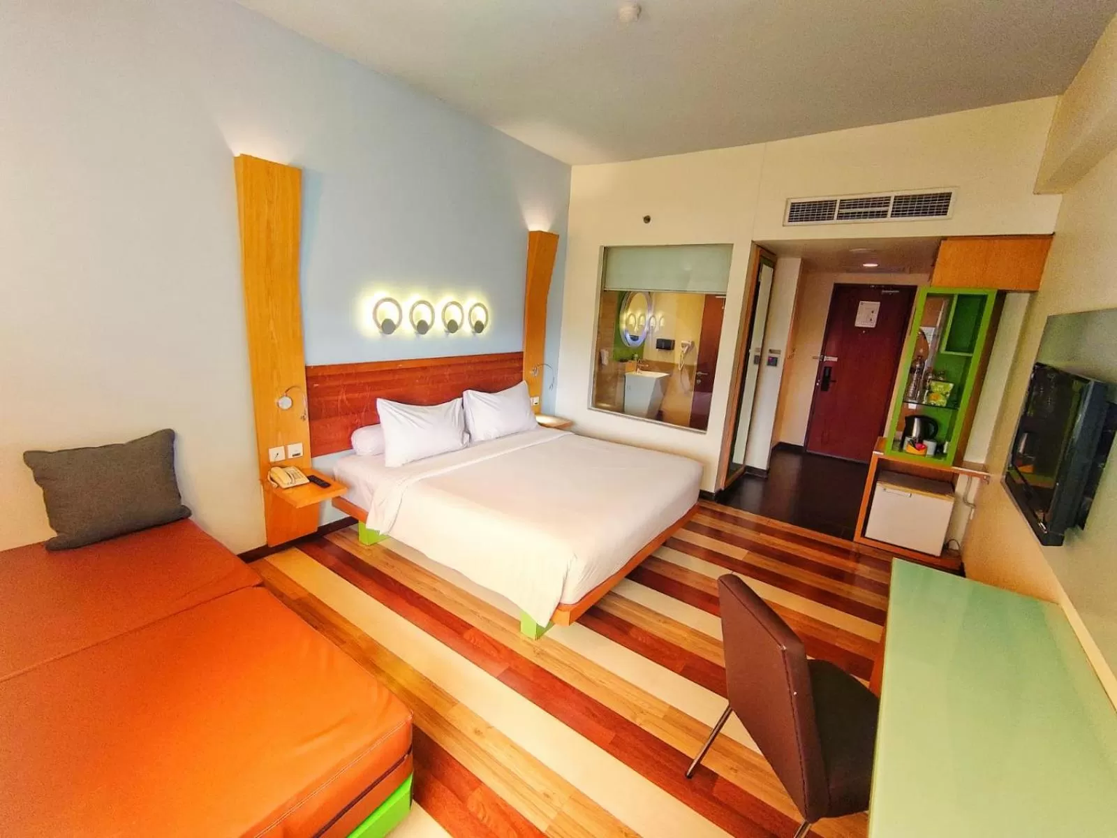 Bed in ibis Styles Yogyakarta