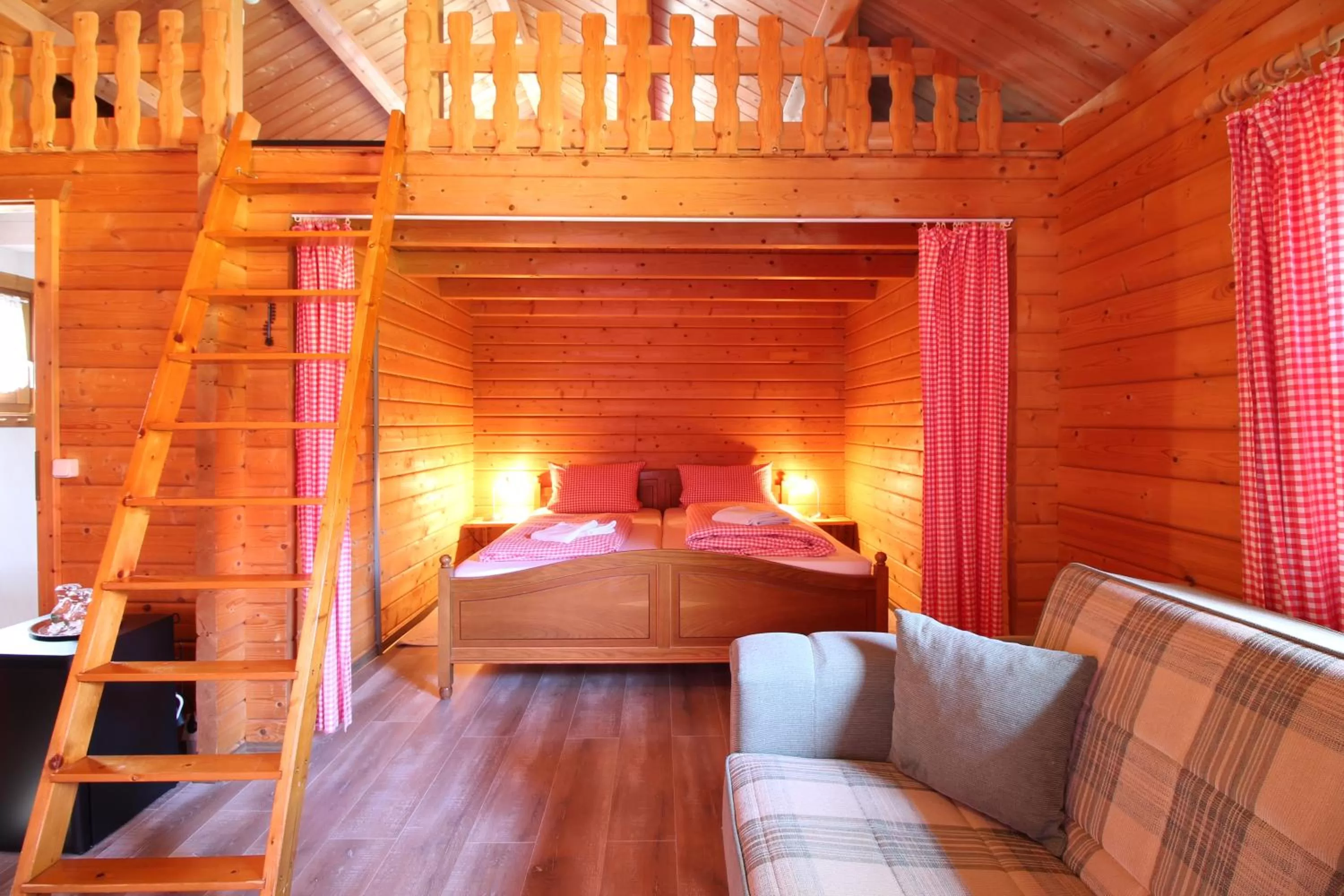 Bedroom, Bed in Kummerower Hof