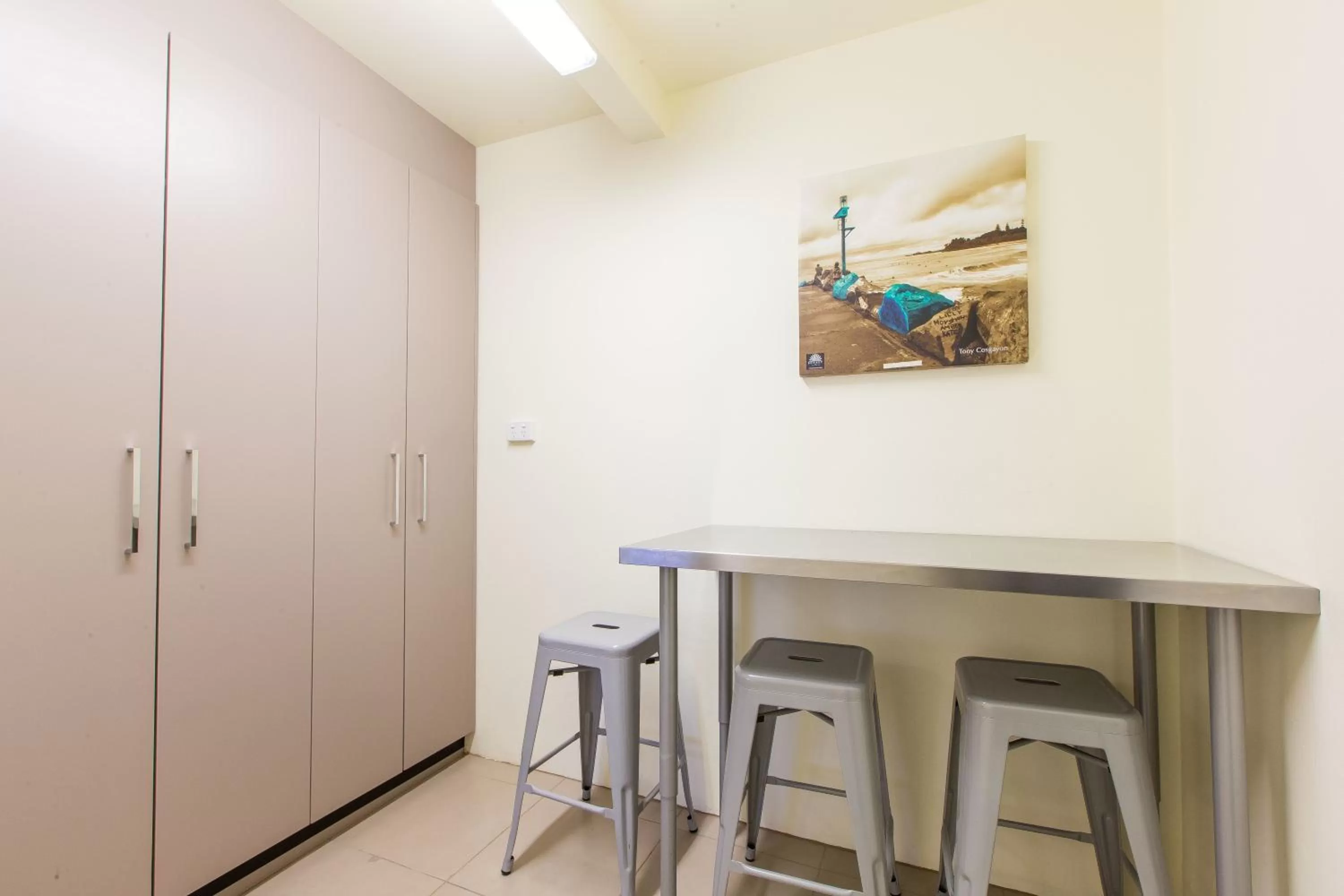 Dining area in El Motor Inn