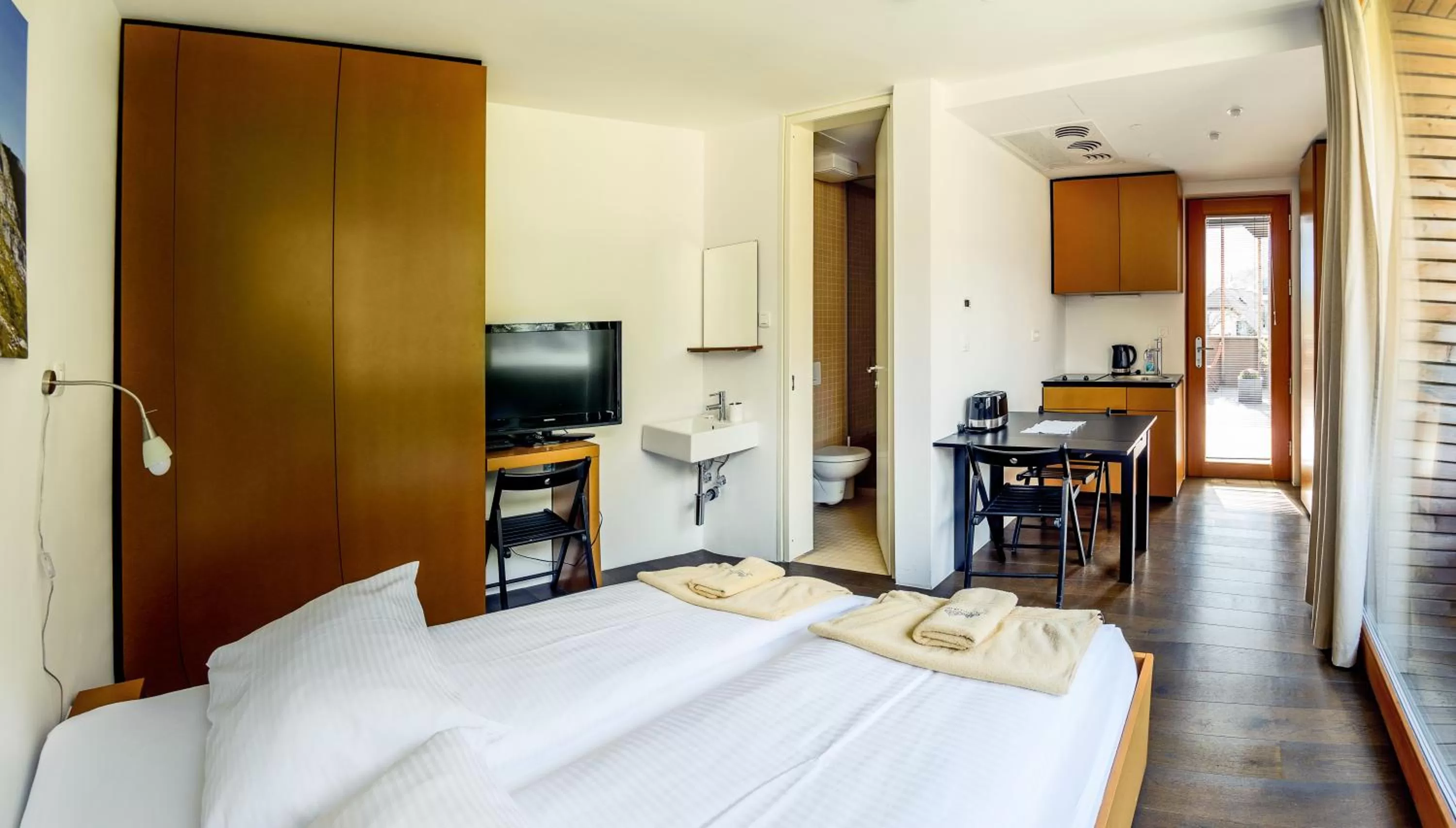 Photo of the whole room, Bed in Hotel Sanje ob Soči ***/****