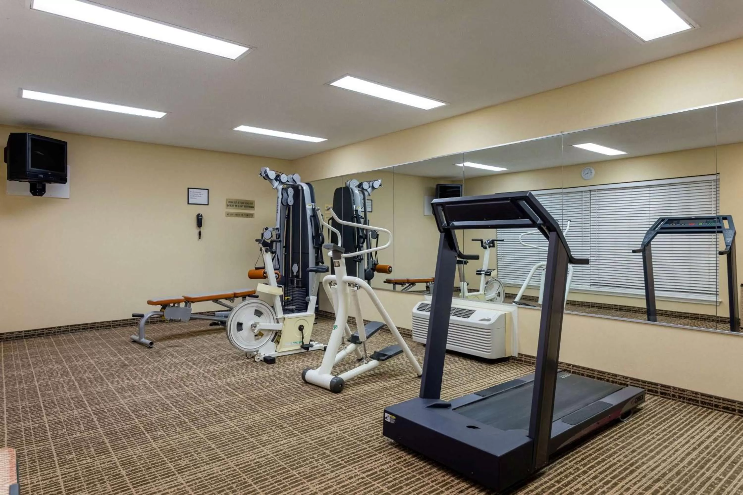 Fitness centre/facilities in Baymont by Wyndham Easley/Greenville