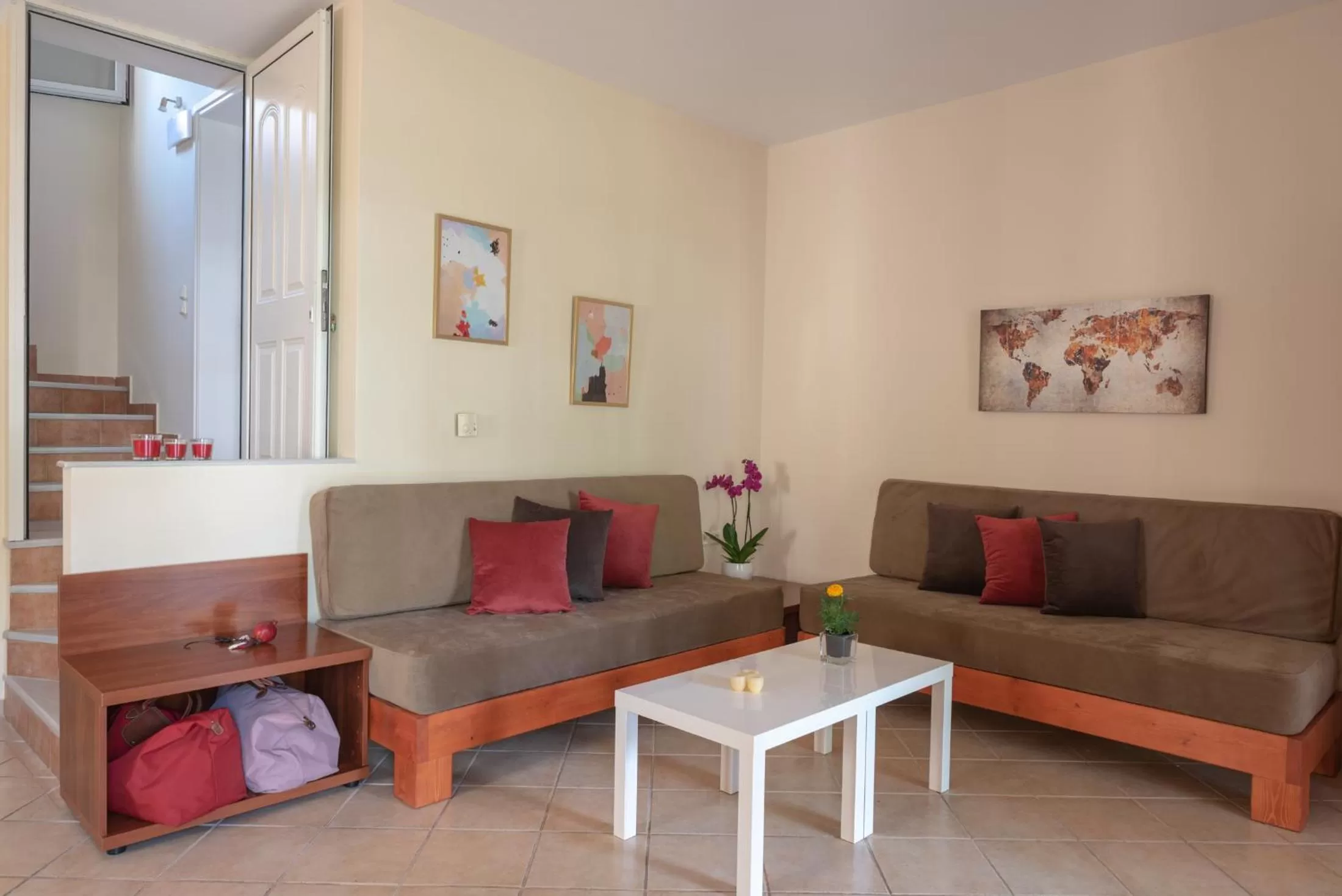 Living room in Corinthian Village