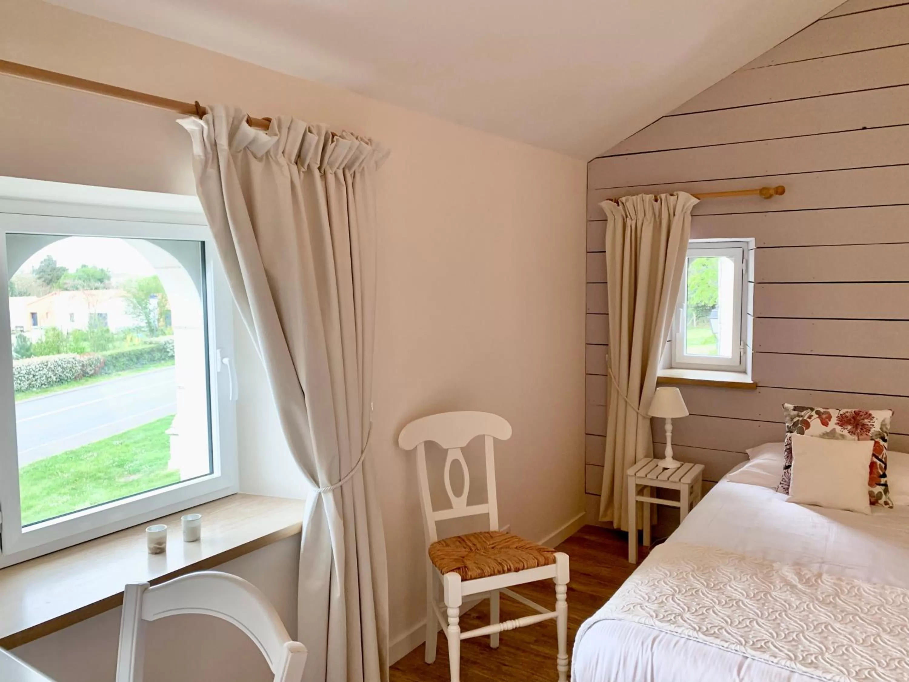 Bedroom, Bed in Clos de la Court d'Aron