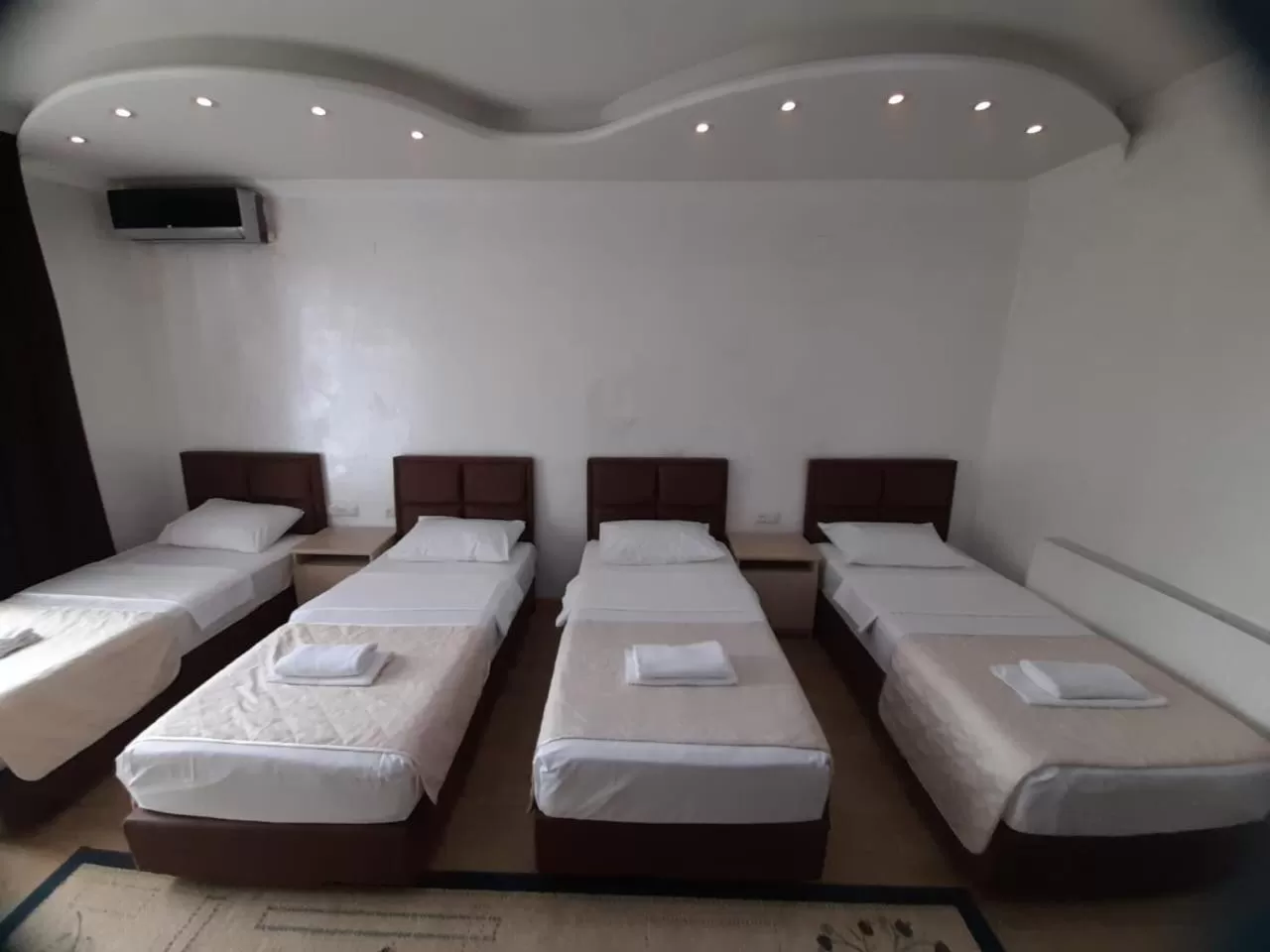 Bed in Hotel Royal Palace