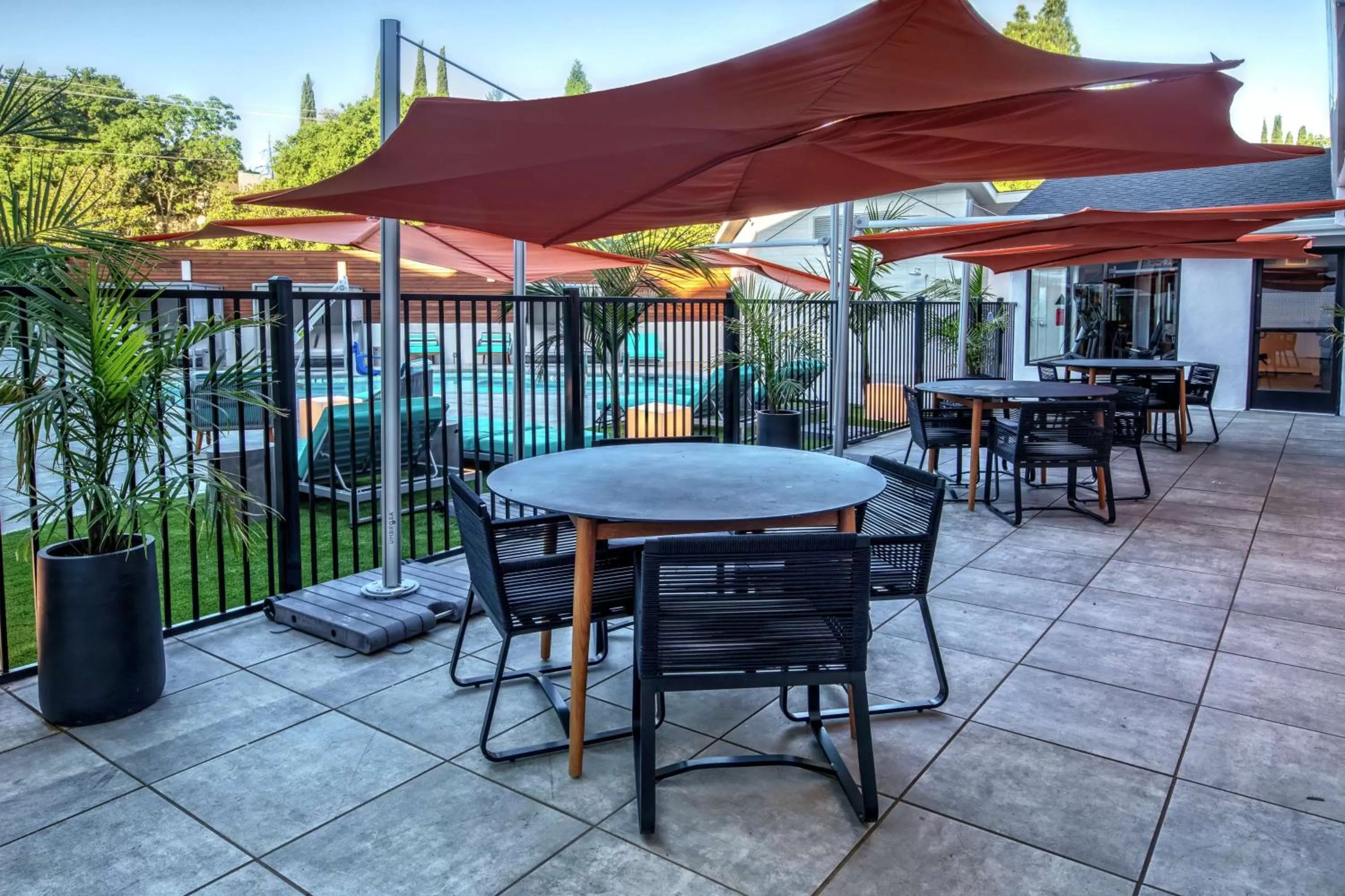 Pool view in Hampton Inn Discovery Kingdom Napa Gateway