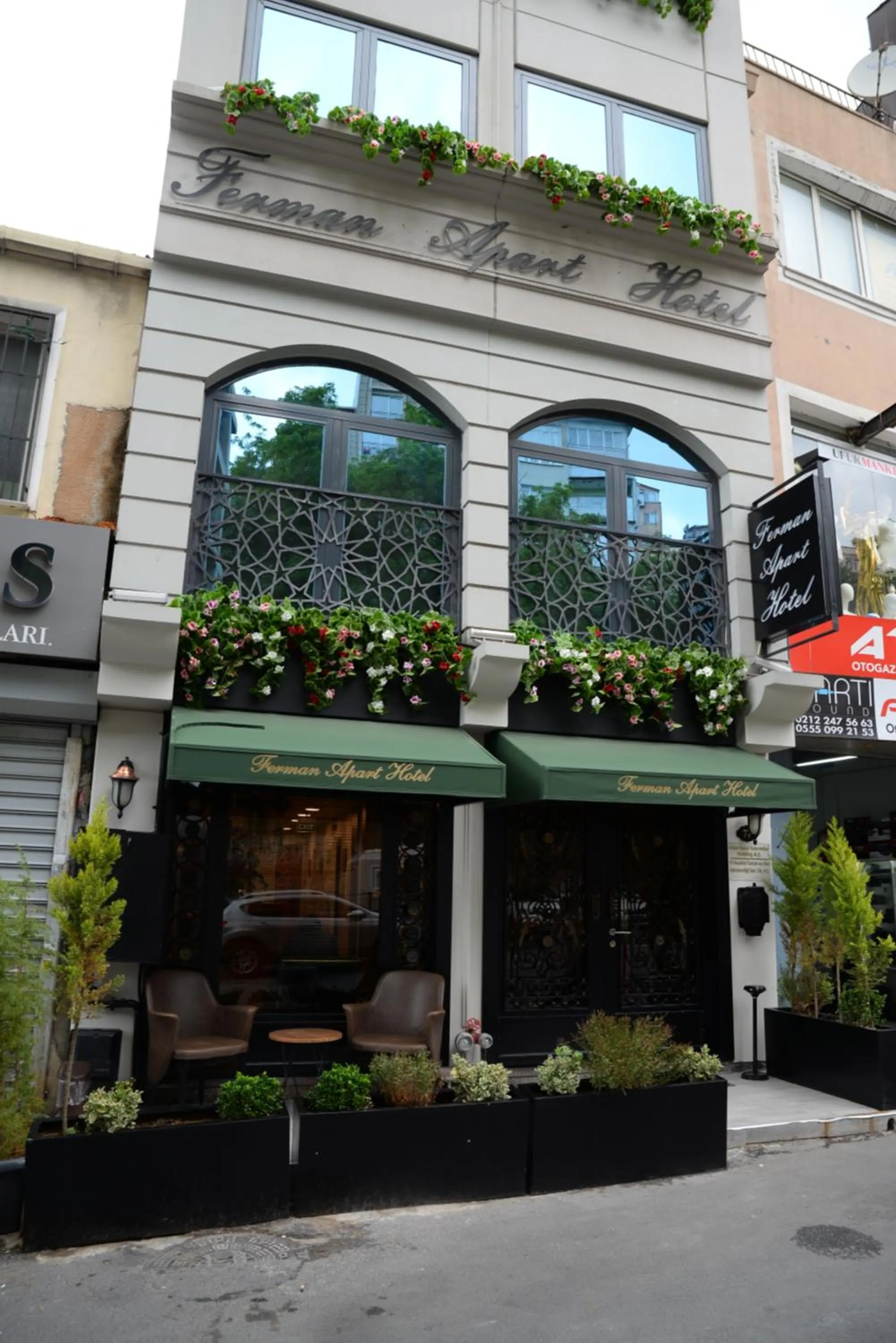 Property Building in Ferman Apart Hotel