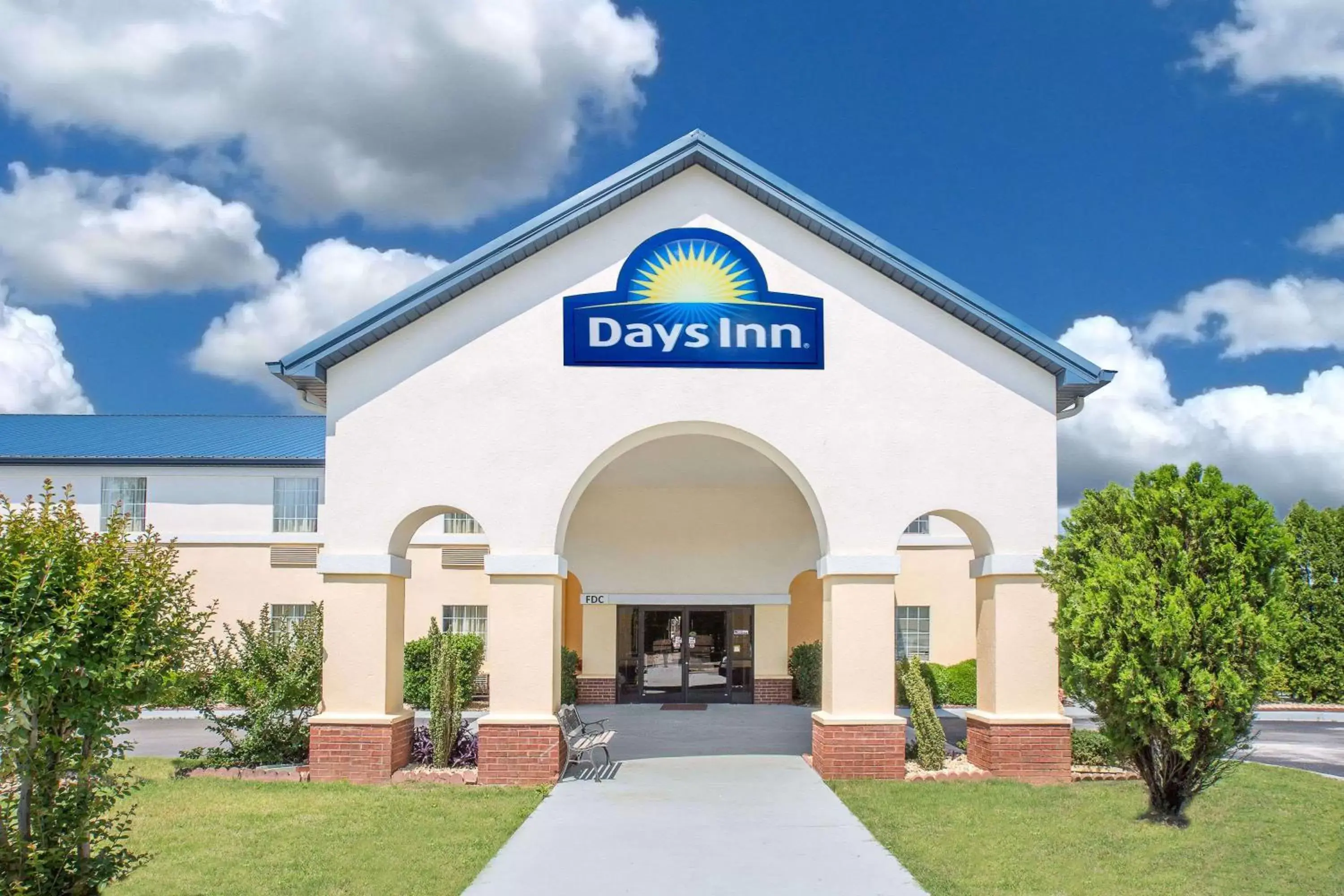Days Inn by Wyndham Lincoln Days Inn by Wyndham Lincoln