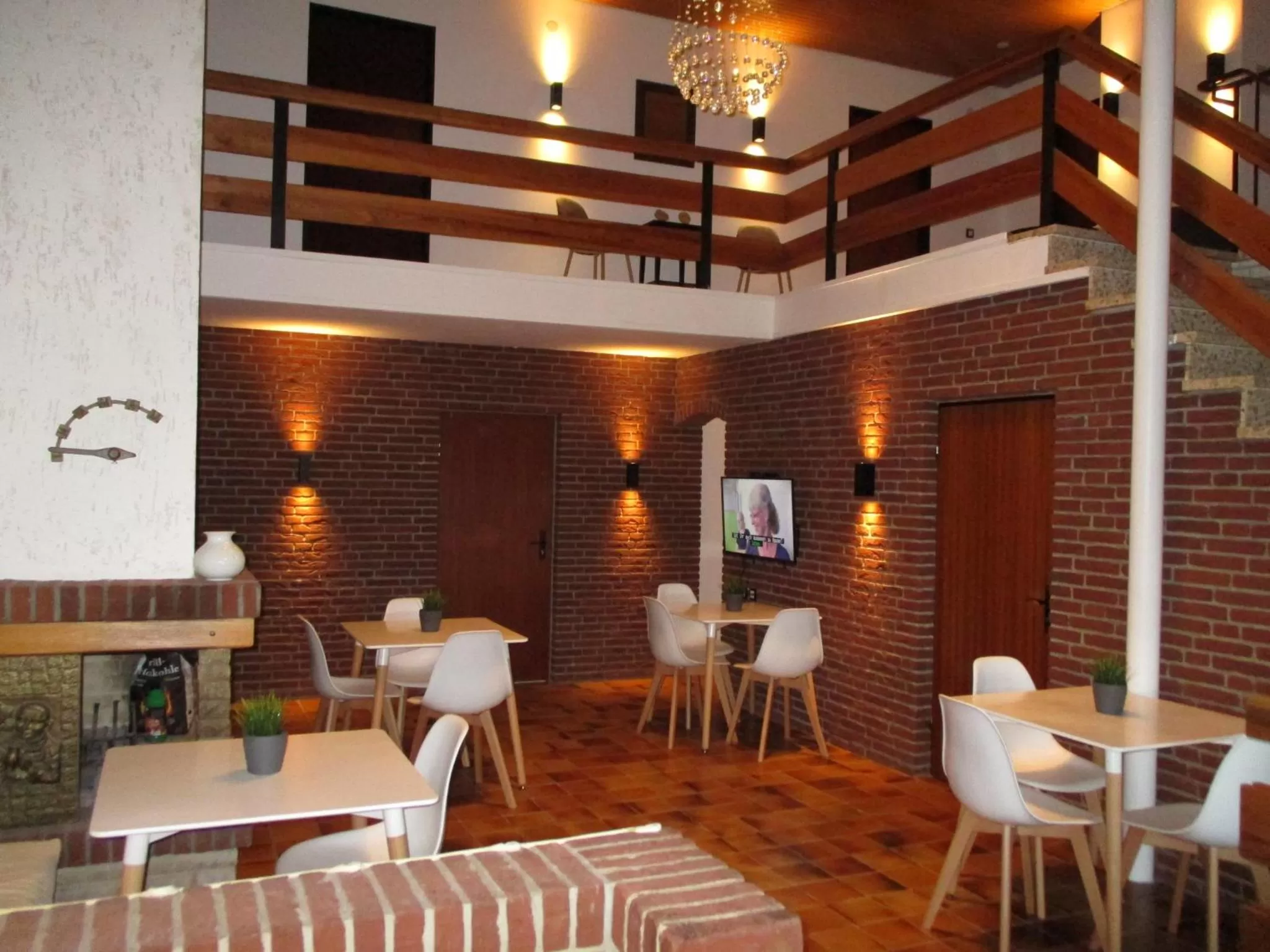 Communal lounge/ TV room in Best Pension