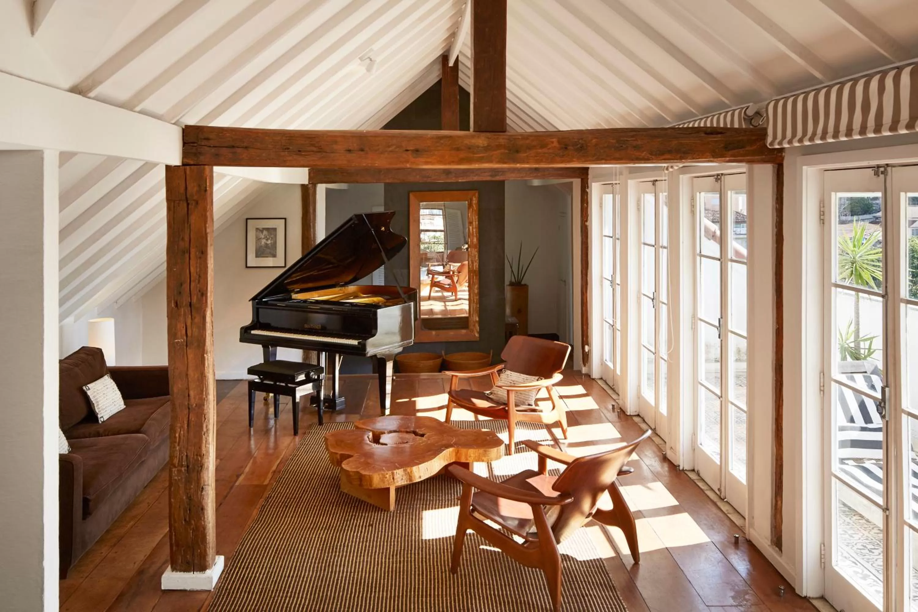 Seating area in Santa Teresa Hotel Rio de Janeiro - MGallery Collection