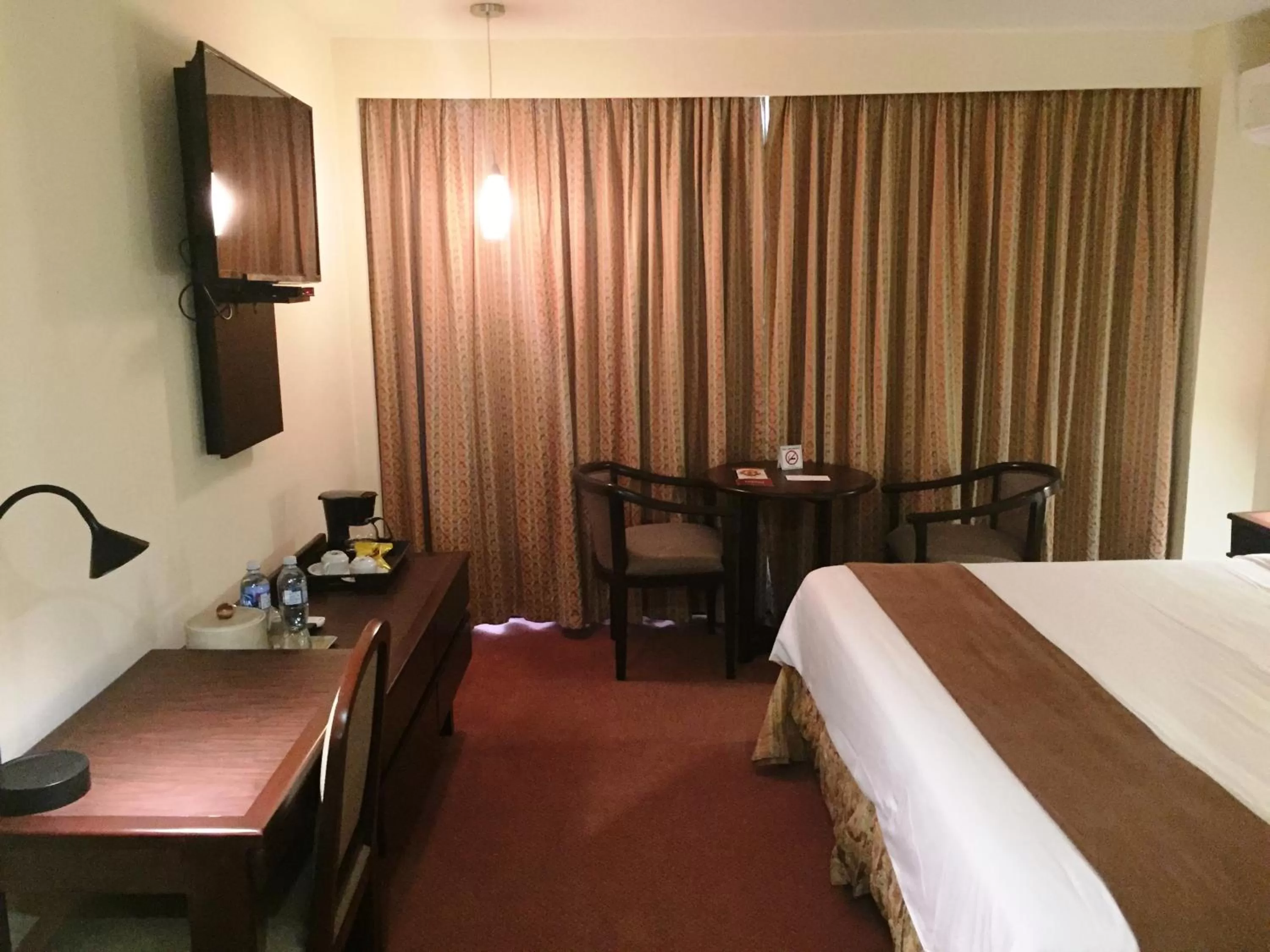 Seating area, Bed in Best Western Plus Hotel Terraza