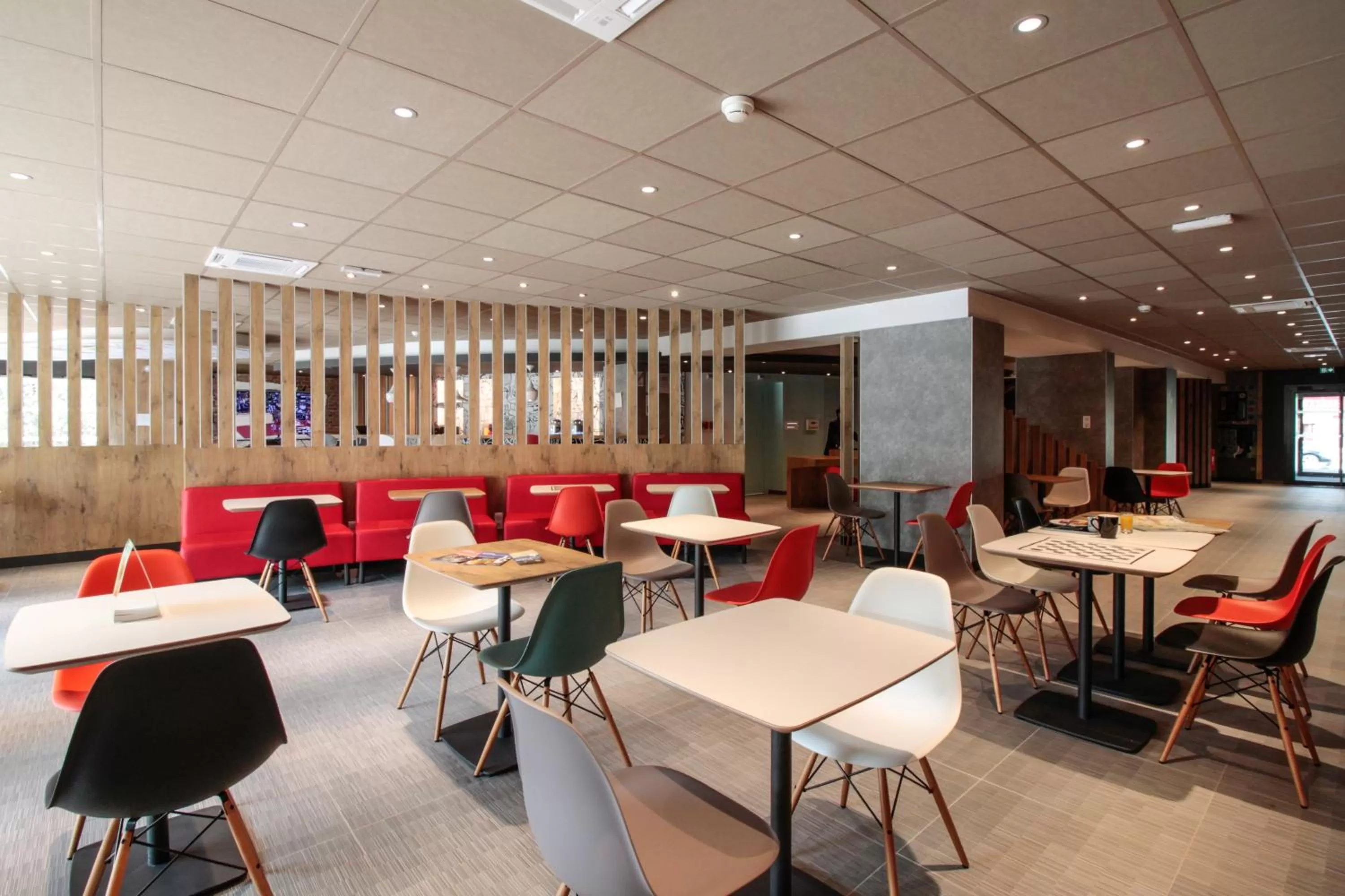 Restaurant/places to eat in ibis Cahors