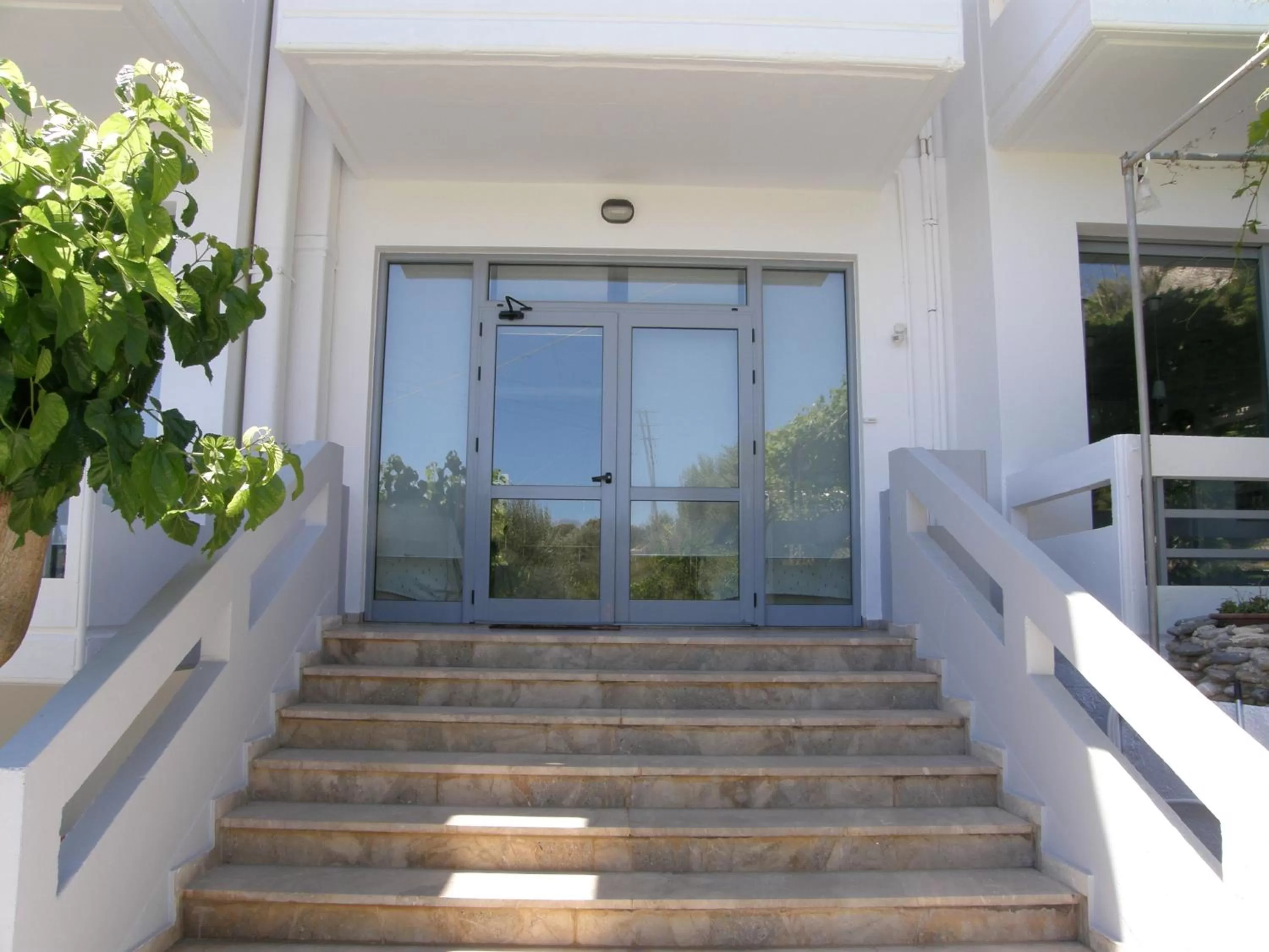 Facade/entrance in Megim Hotel